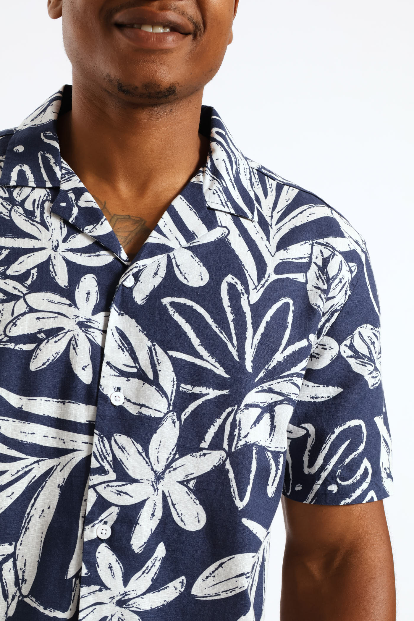 Island Floral Resort Shirt - Blue - Image 5