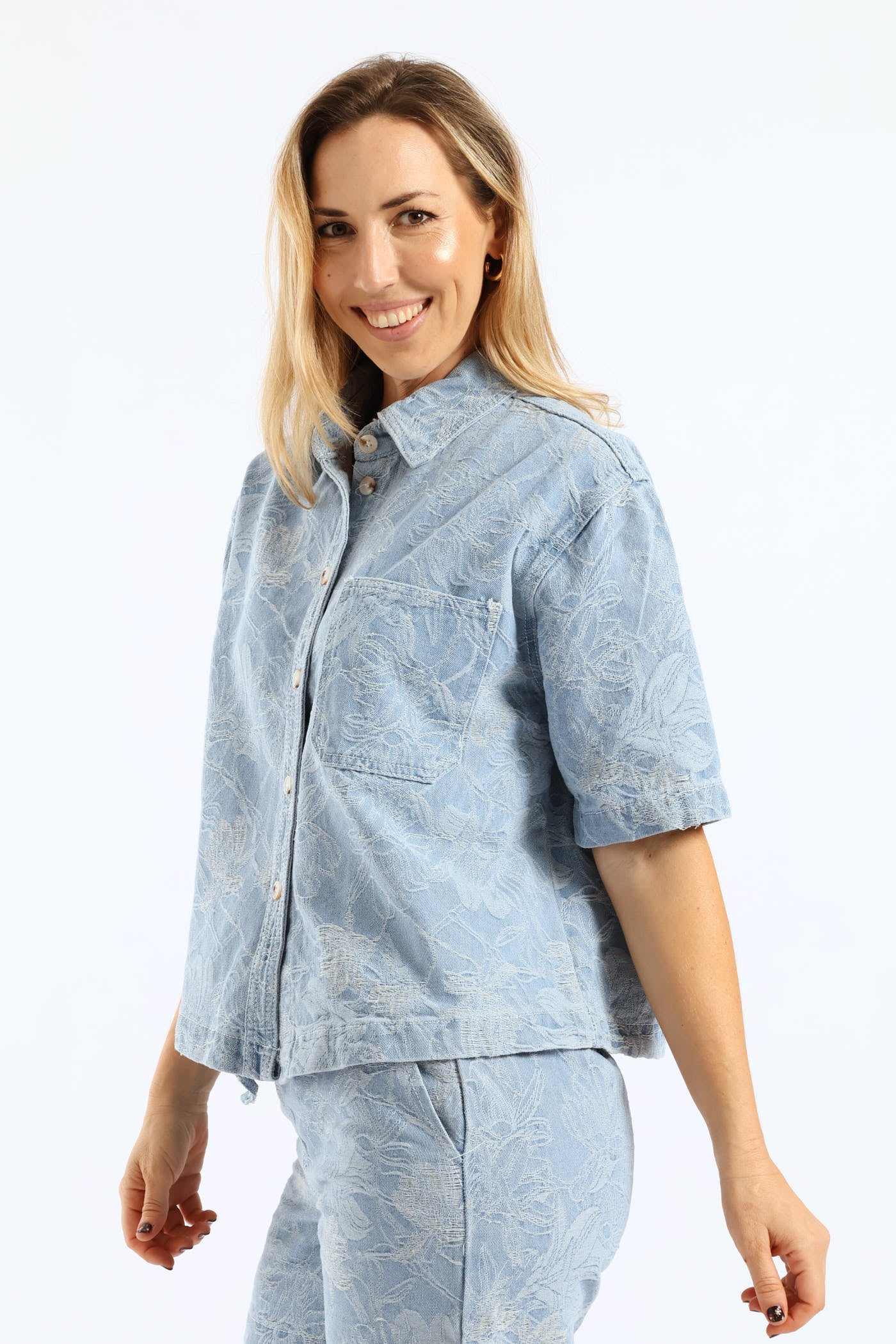 Jacquard Floral Denim Boxy Shirt - Light Wash - Image 3