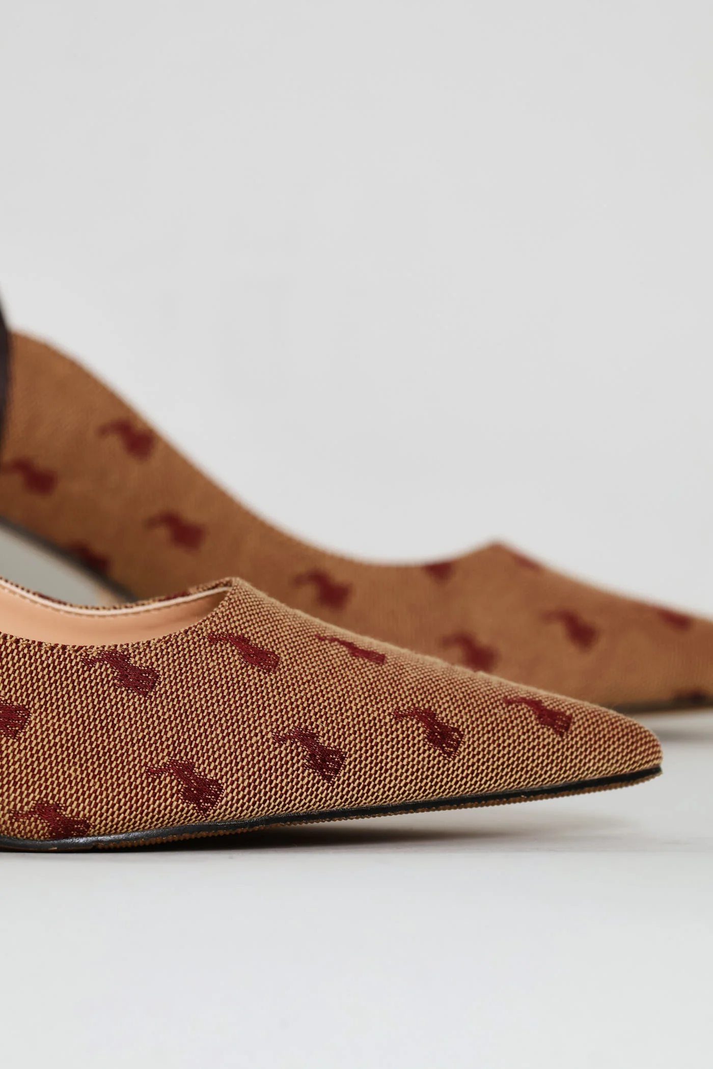 Jacquard Pointed Pump Heel - Burgundy - Image 5