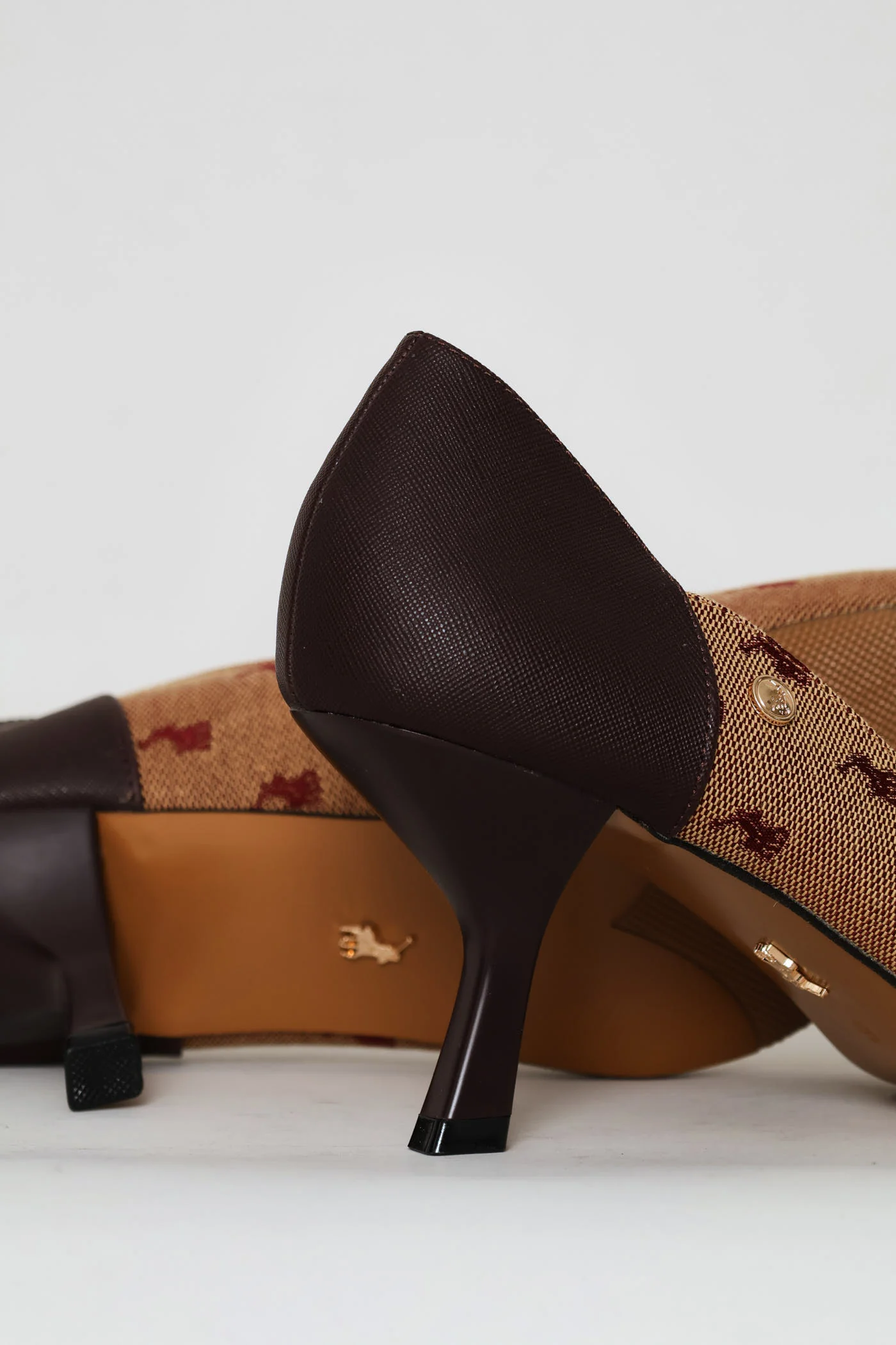 Jacquard Pointed Pump Heel - Burgundy - Image 6