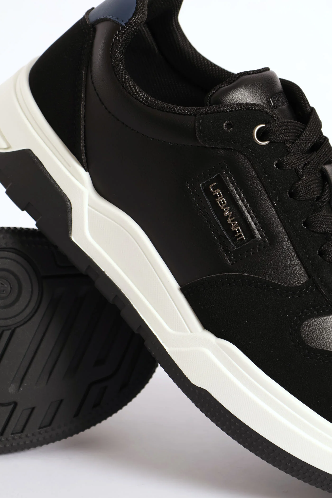 Jagged 1 Wax Nubuck Sneaker - Black - Image 2