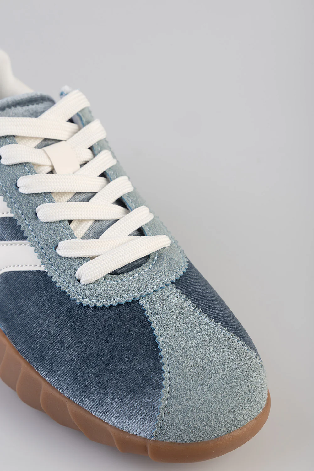 Jim Velvet Sneaker - Blue - Image 4