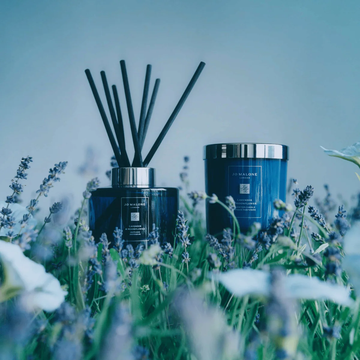 Lavender & Moonflower Scented Classic Candle - 200G - Image 3