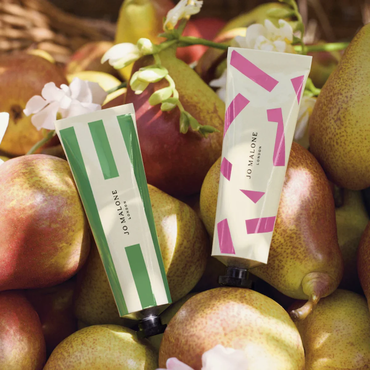 English Pear & Freesia Hand Cream - 2026 Edition - Image 3