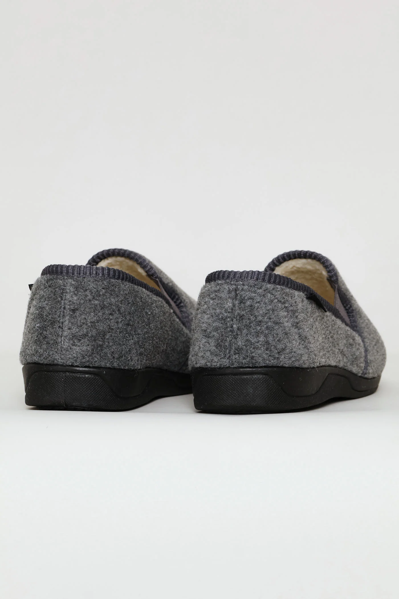 Johnny Closed Back Slipper - Grey - Image 4