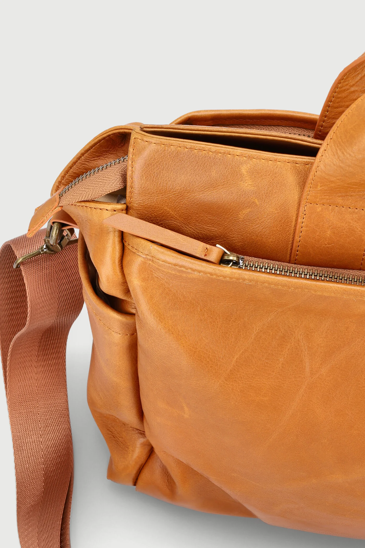 Keedo Genuine Leather Nappy Bag - Brown - Image 2