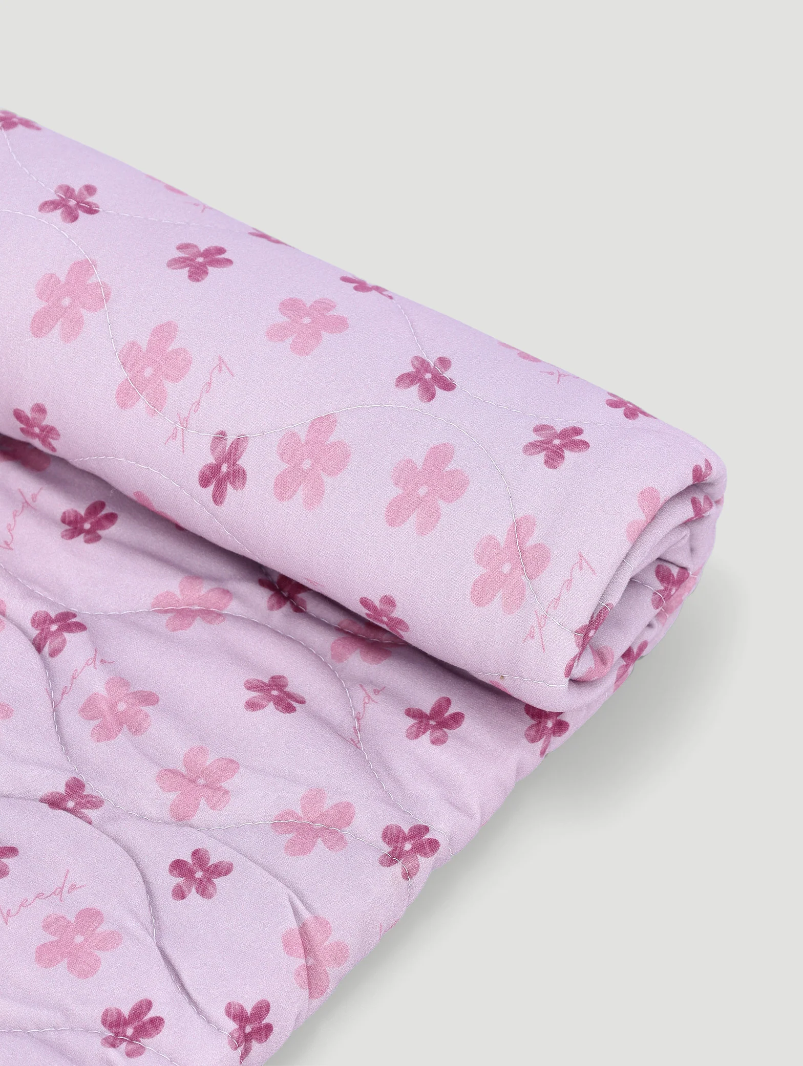 Keedo Keedo Reversible Quilted Blanket - Image 3
