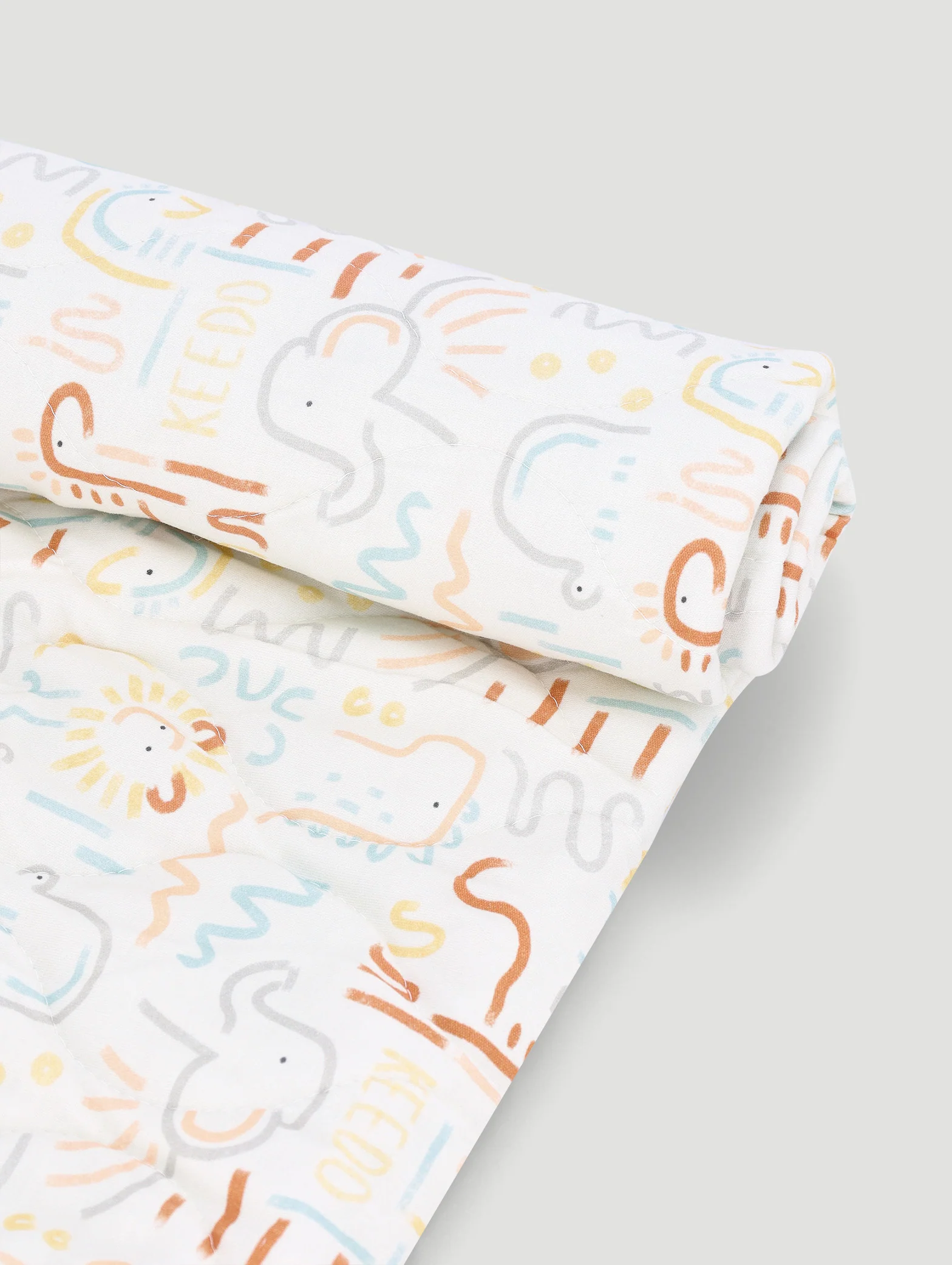 Keedo Reversible Quilted Blanket - Image 2