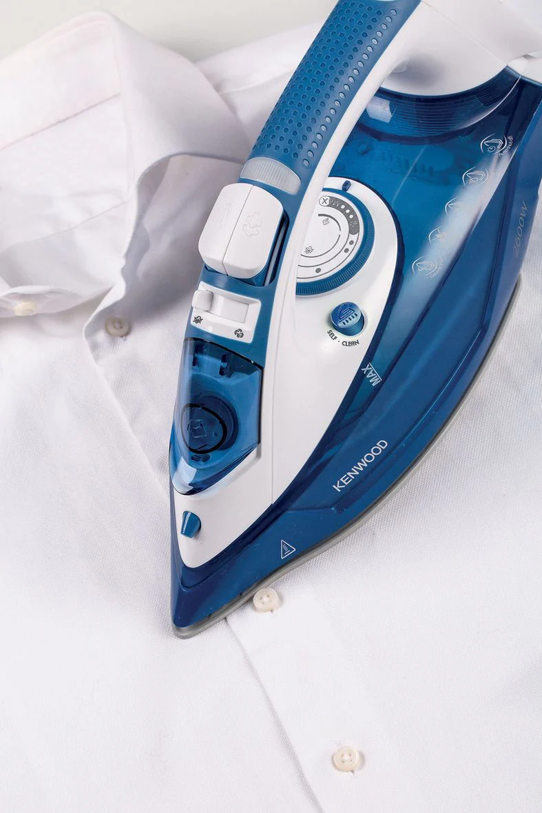 Kenwood Steam Iron 2600W With Auto Shut Off - Image 3