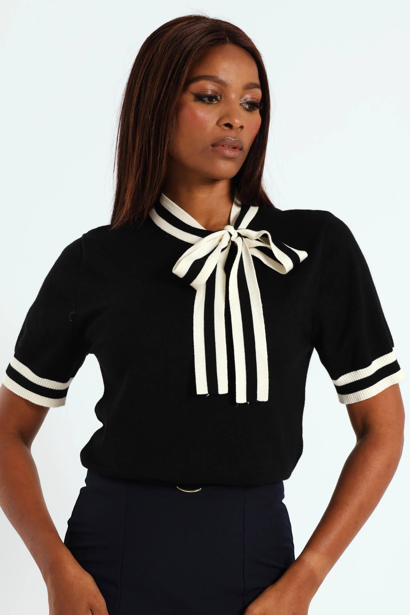 Kitty Bow Pullover Tee - Black/Cream - Image 5