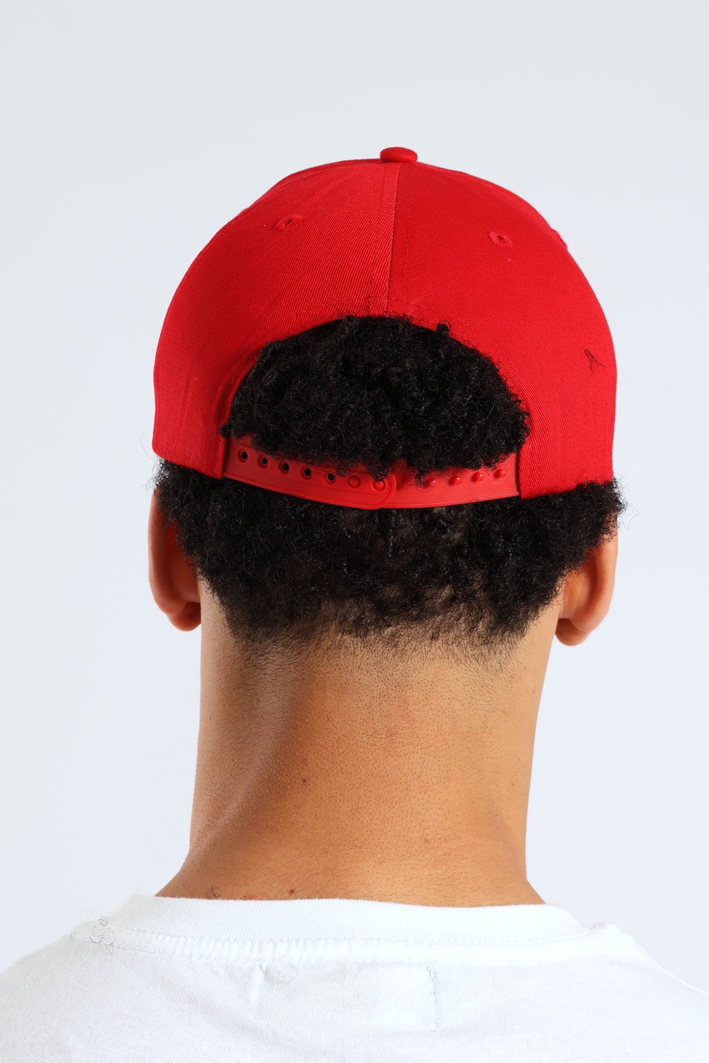 La Destination Cap - Red - Image 4