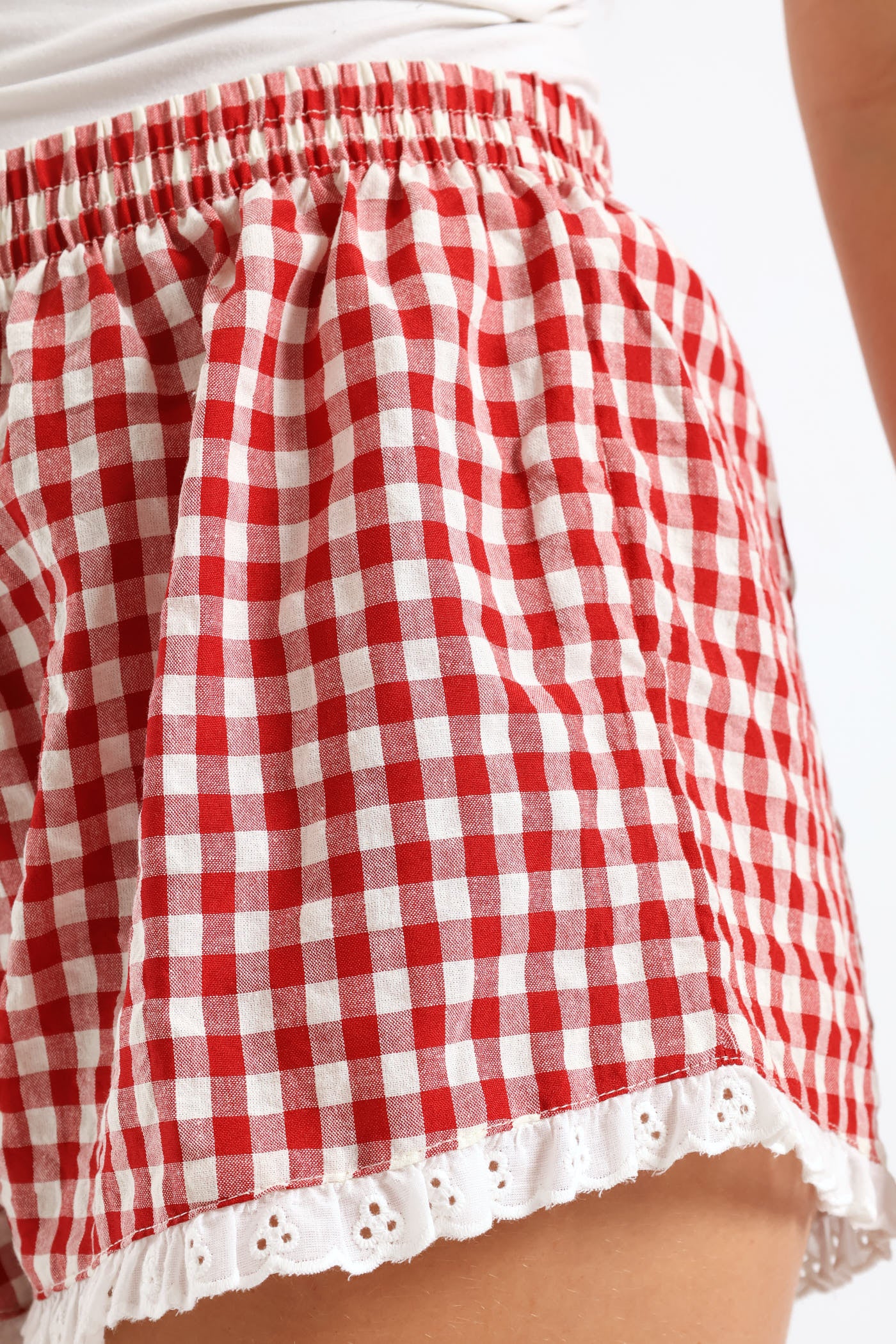 Lace Hem Detail Woven Short - White/Red - Image 2