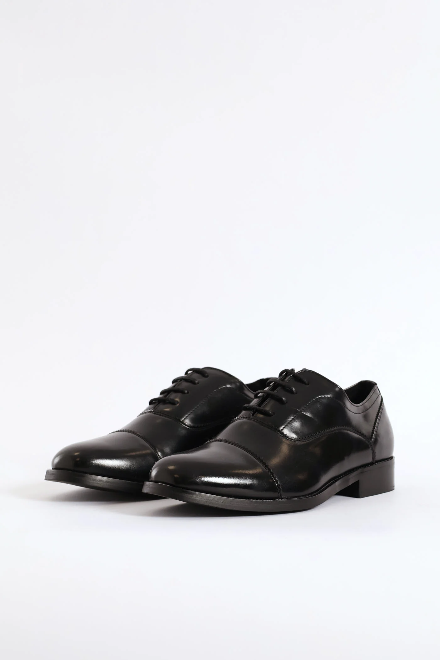 Lace Up Almond Toe Oxford Shoe - Black - Image 3