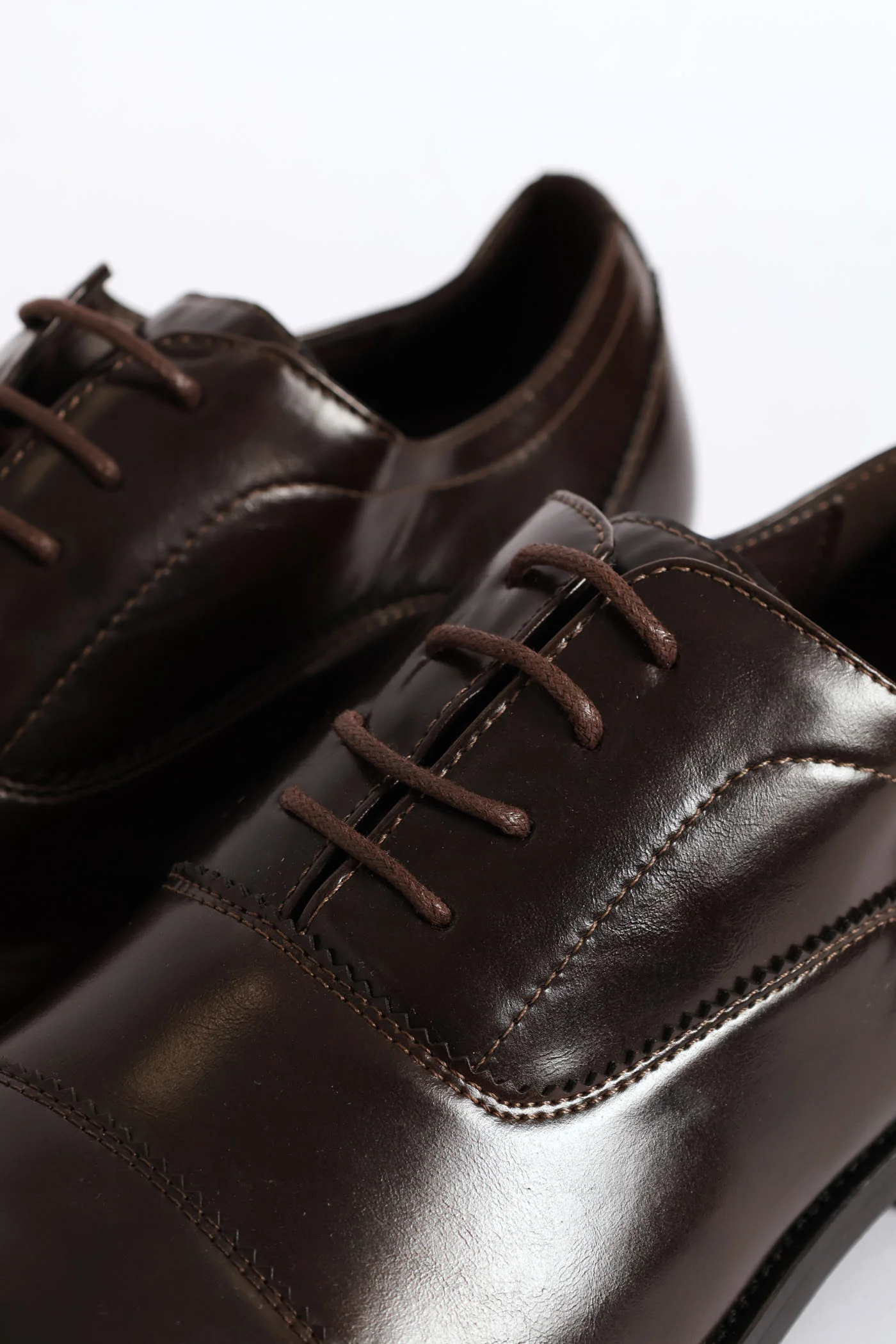 Lace Up Almond Toe Oxford Shoe - Chocolate - Image 2