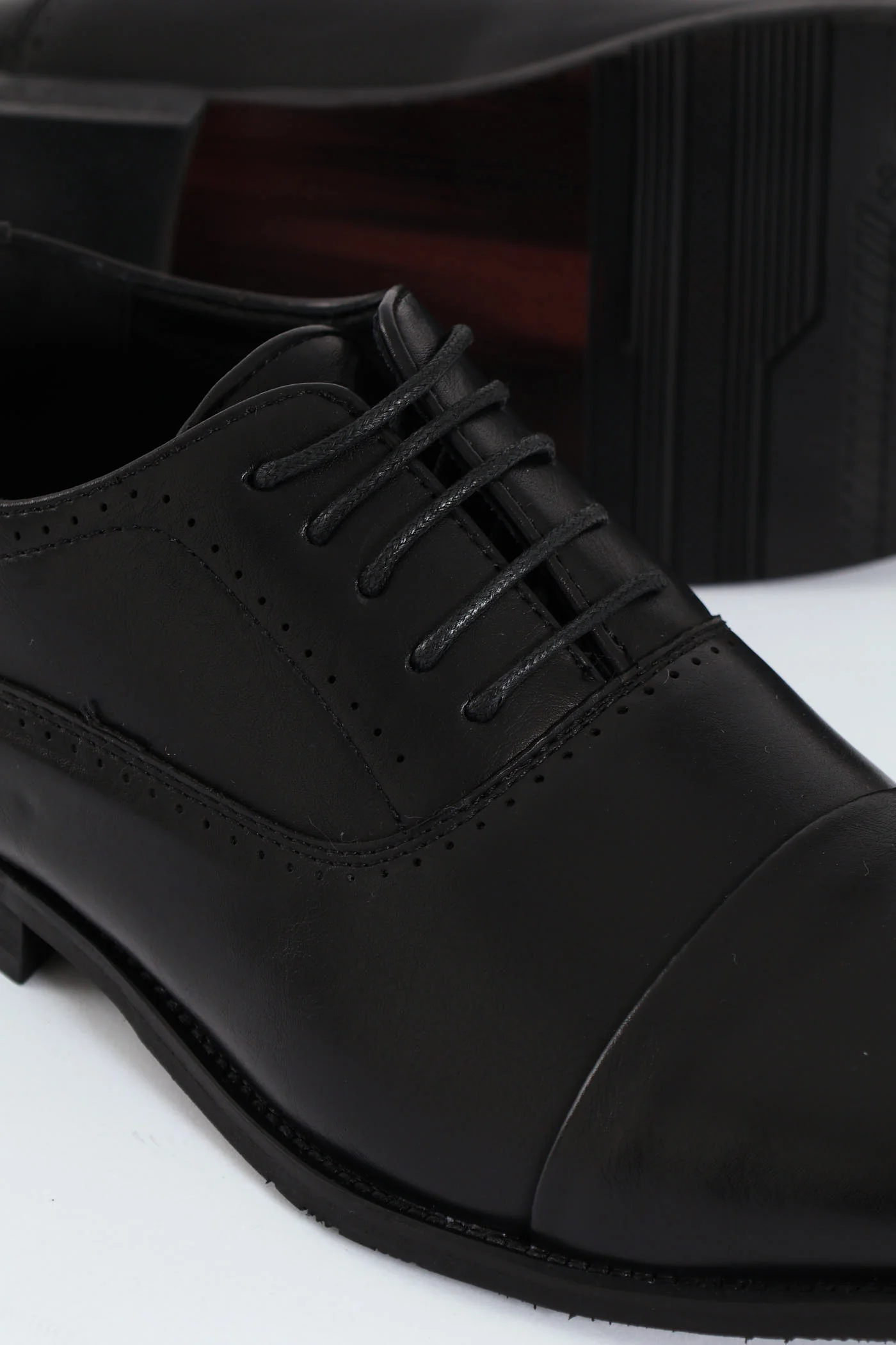 Lace Up Oxford With Toe Cap - Black - Image 2