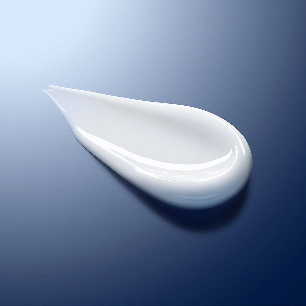 Genifique Ultimate Dual-Repair Concentrated Eye Cream - Image 3