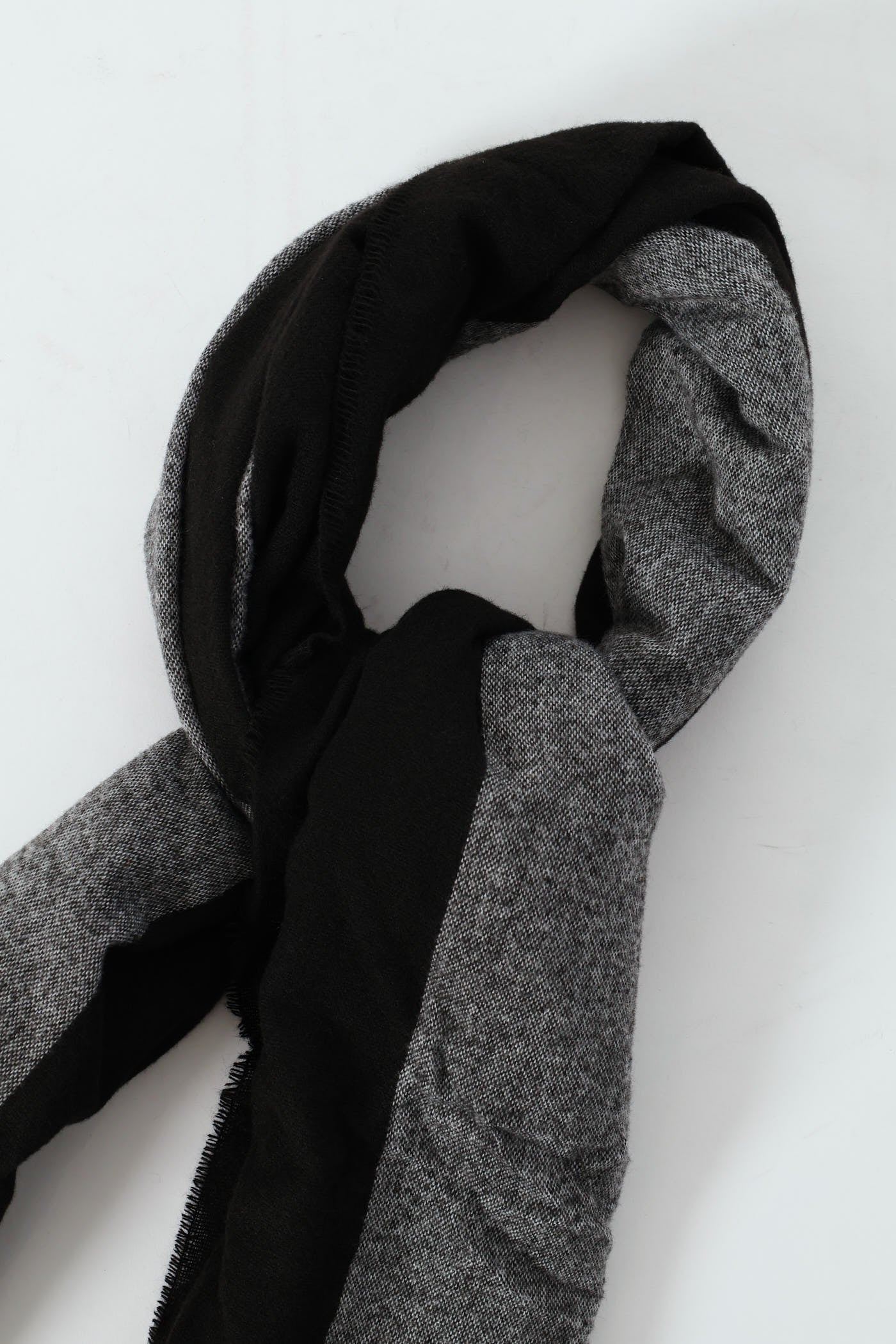 Large Check Tassel Scarf - Black/Cream - Image 3