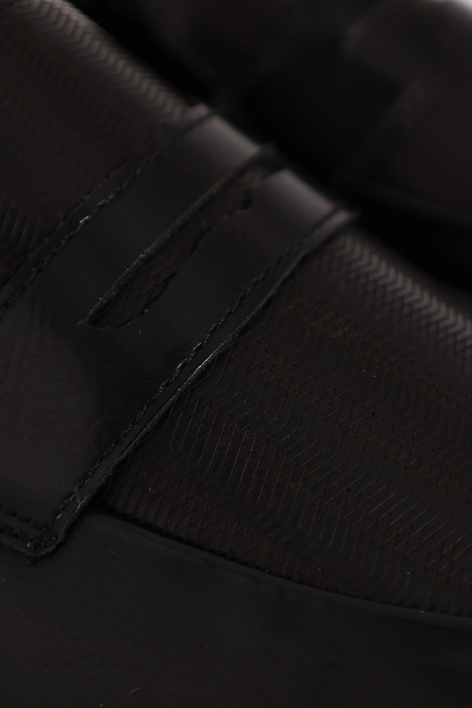 Laser Detail Penny Smart Shoe - Black - Image 7