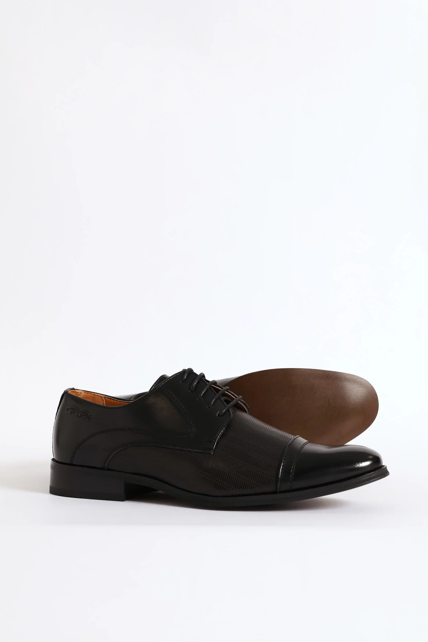 Laser Detail Toe Cap Derby Shoe - Black - Image 7