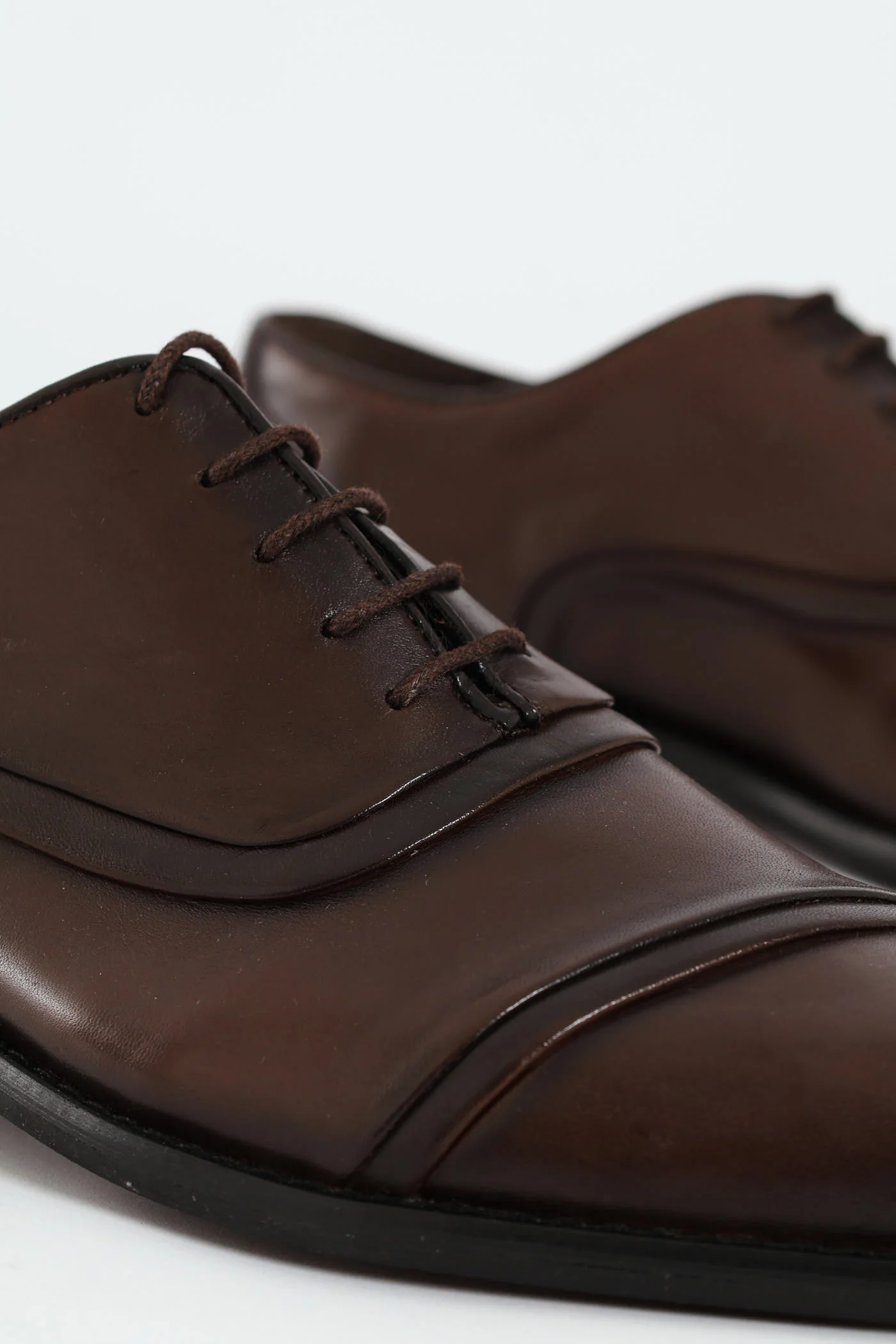 Leather Oxford Toe Cap Dress Shoe - Brown - Image 3