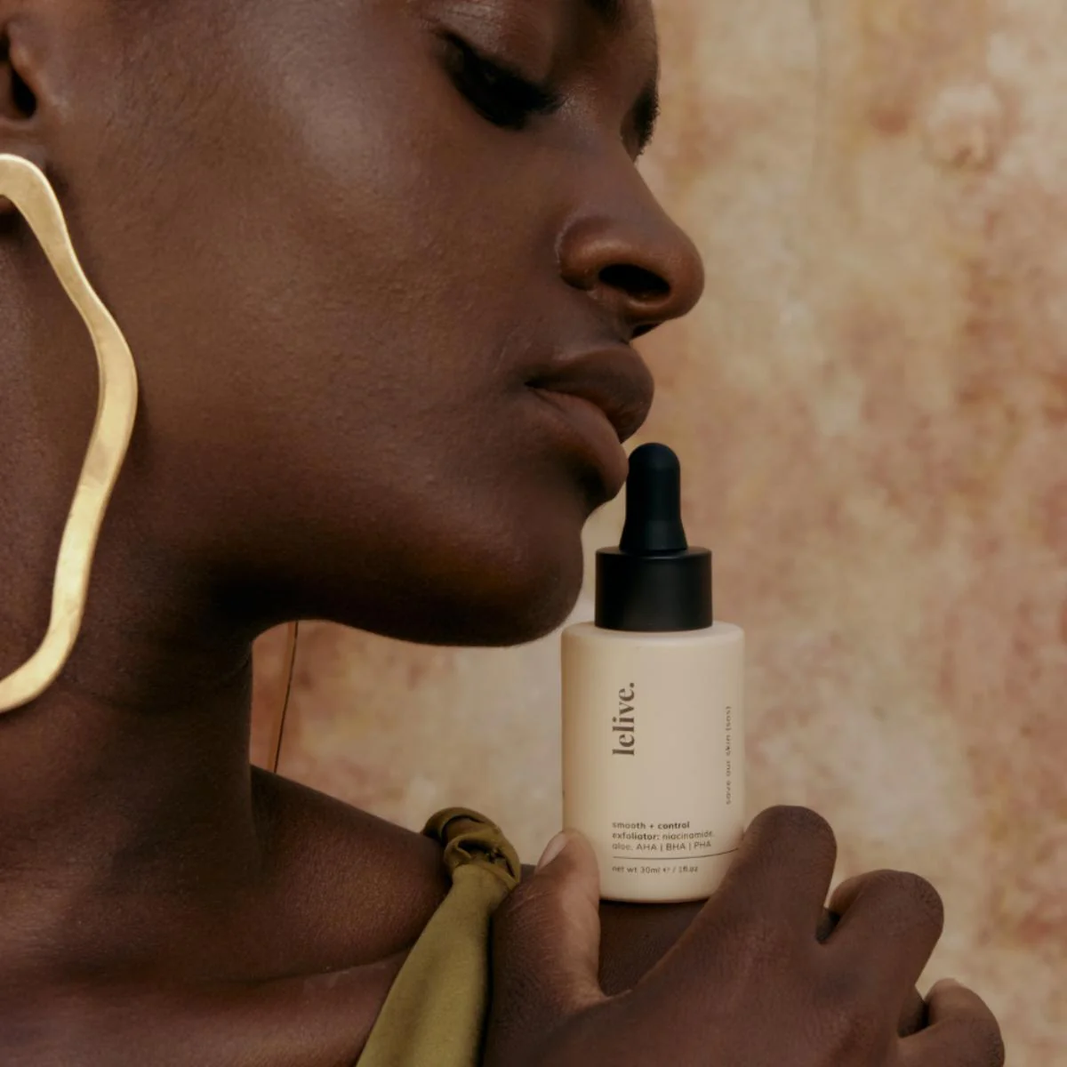 Save Our Skin (SOS) - Exfoliating & Control Serum - Image 4