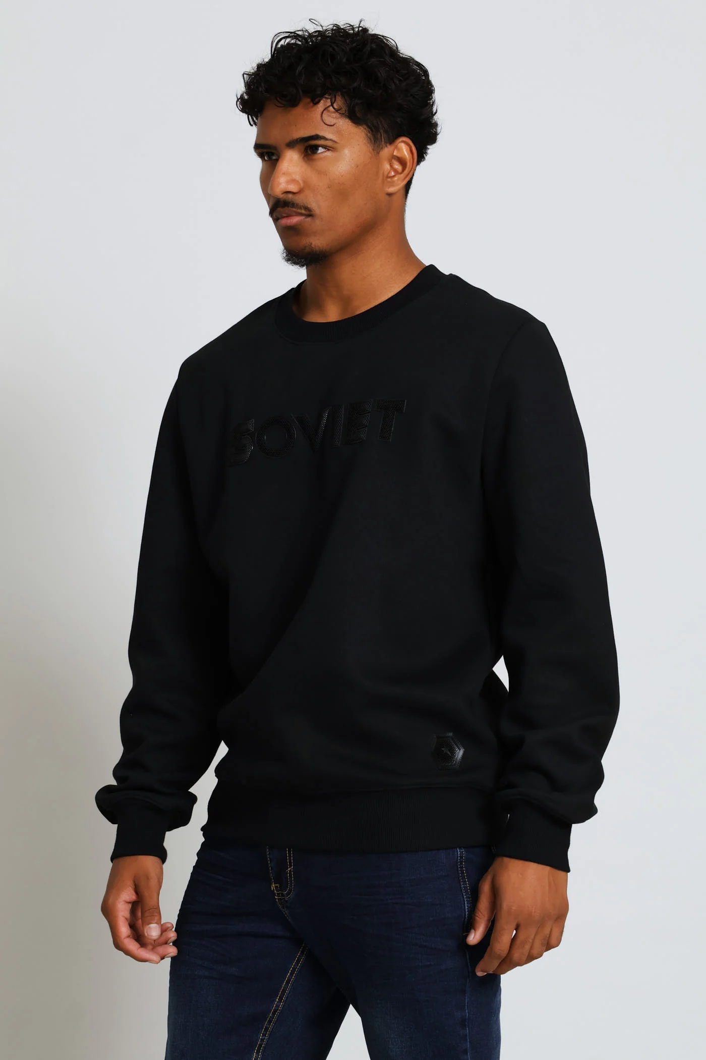 Leo Crew Top - Black - Image 3