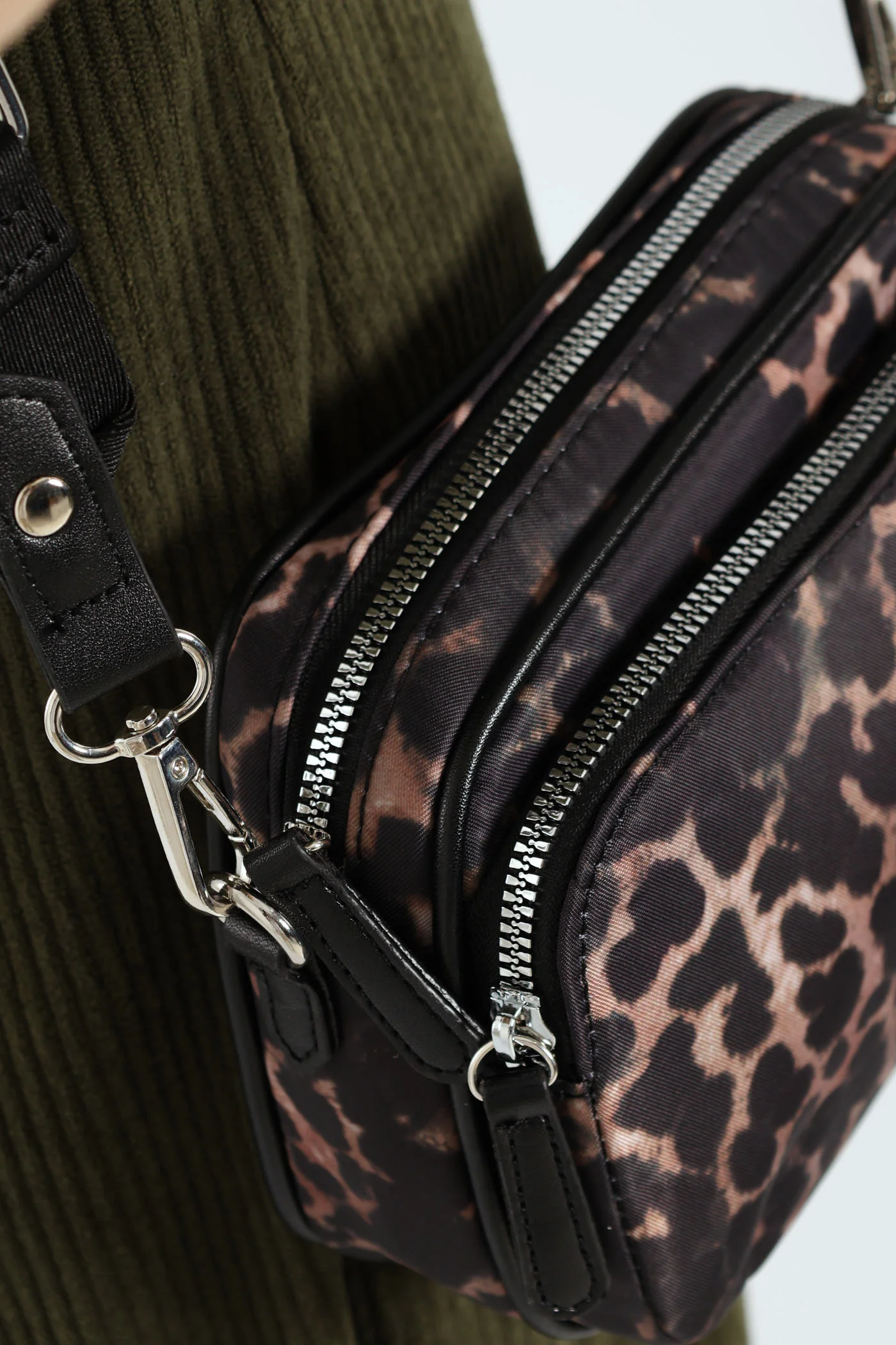 Leopard Print Nylon Camera Bag - Multi - Image 3