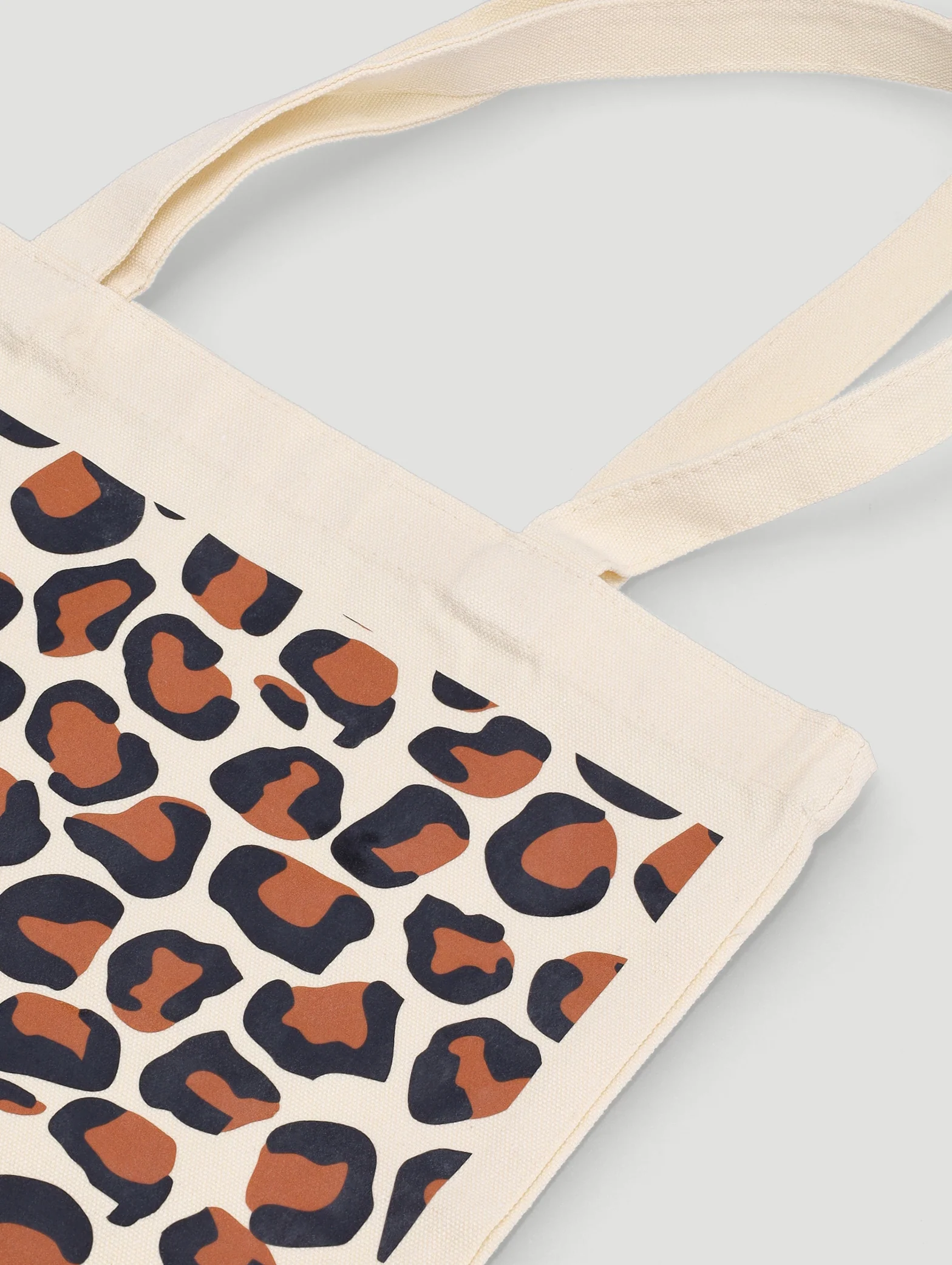 Leopard Print Tote Bag - Image 3