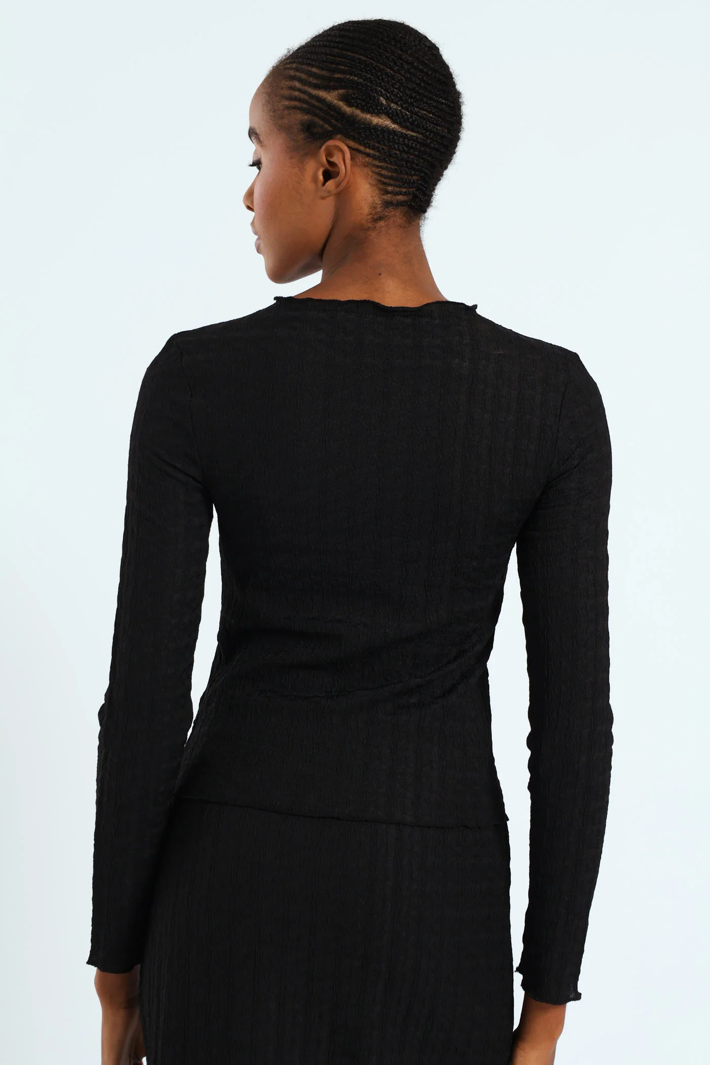 Lettuce Hem Crinkle Knit Top - Black - Image 2