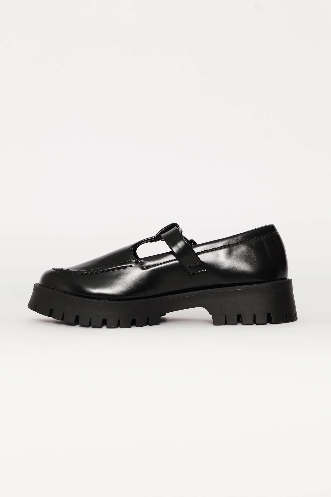 Loafer With Chunky Outsole - Black - Image 3