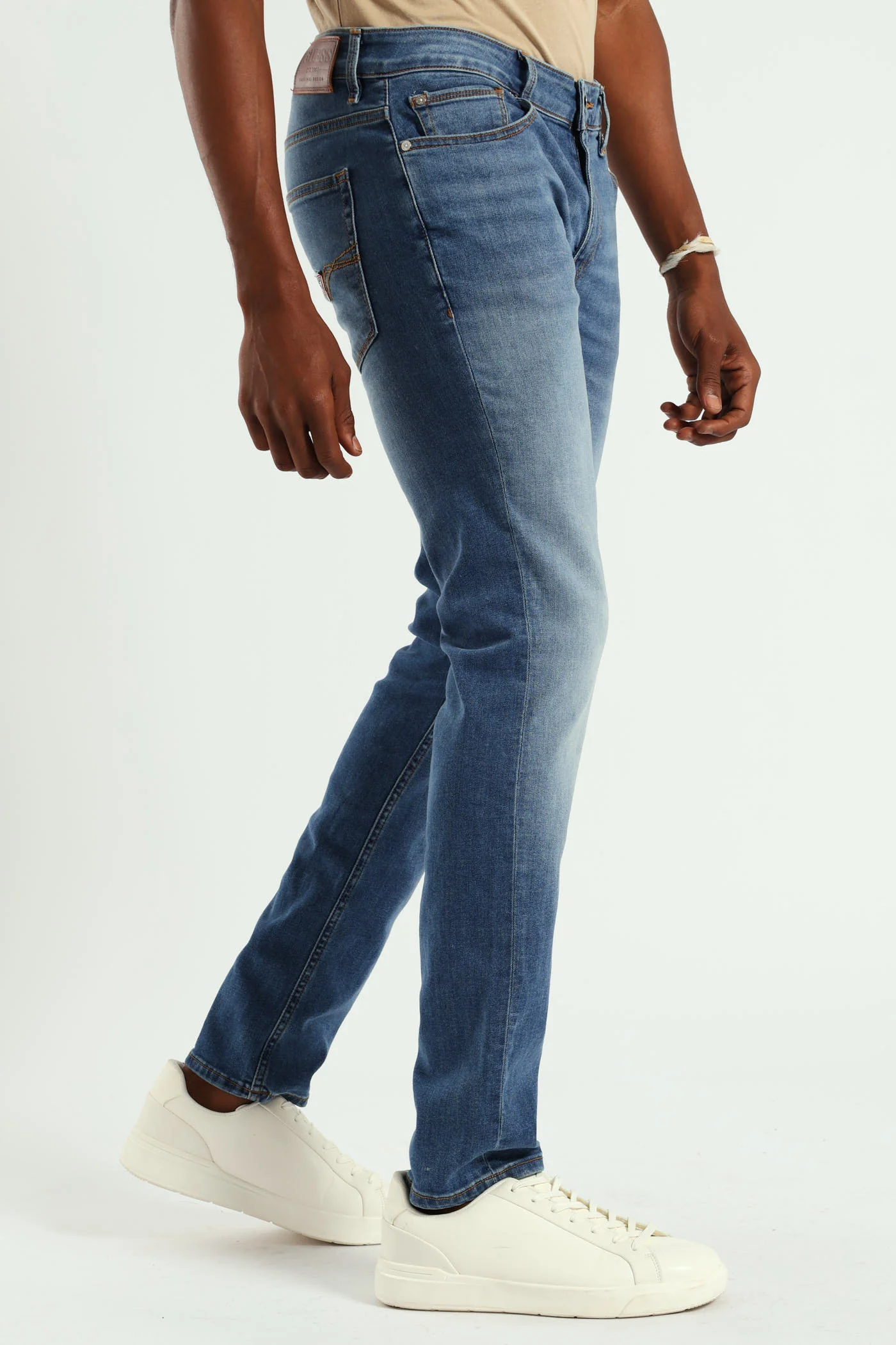 Logan Skinny Denim - Light Stonewash - Image 3