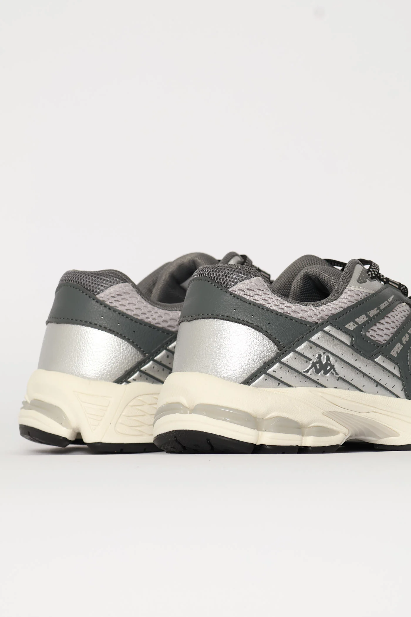 Logo Lami Fashion Trainer - Grey - Image 7