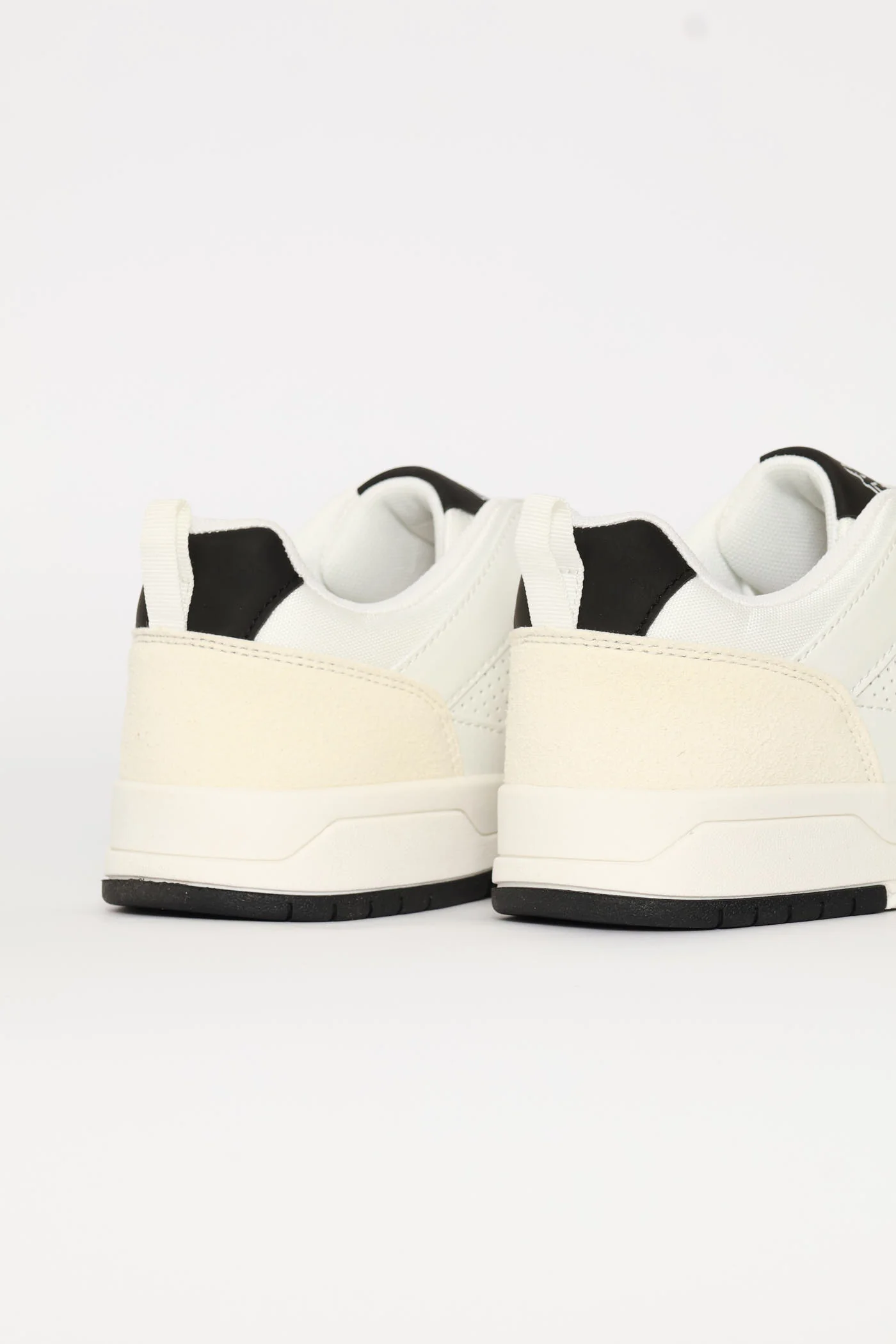 Logo Manis Court Sneaker - White - Image 6