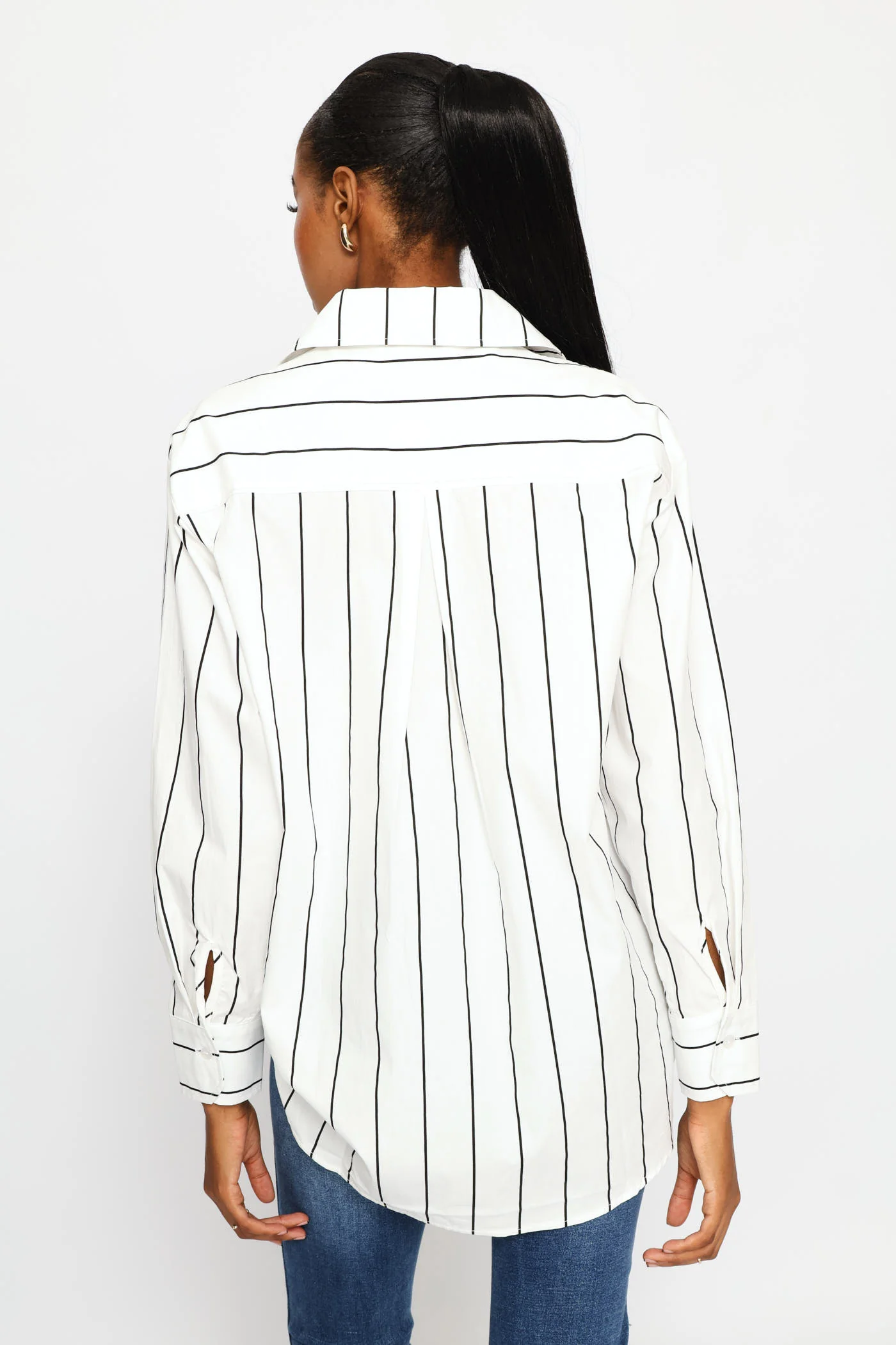 Long Sleeve 1 Pocket Oversized Poplin Shirt - Black/Cream - Image 4