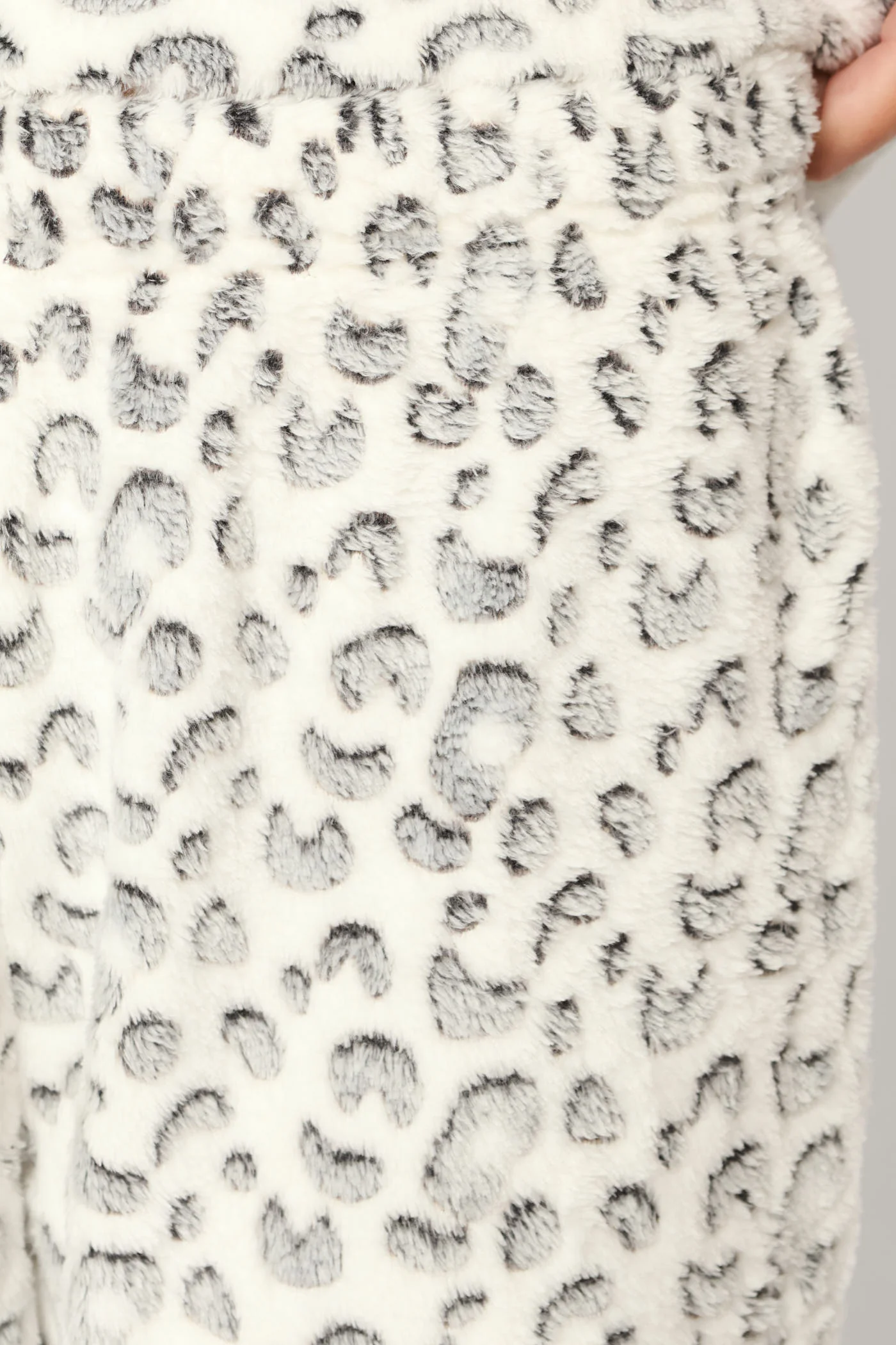 Long Sleeve Allover Leopard Print Cosy Jogger  - Cream - Image 6