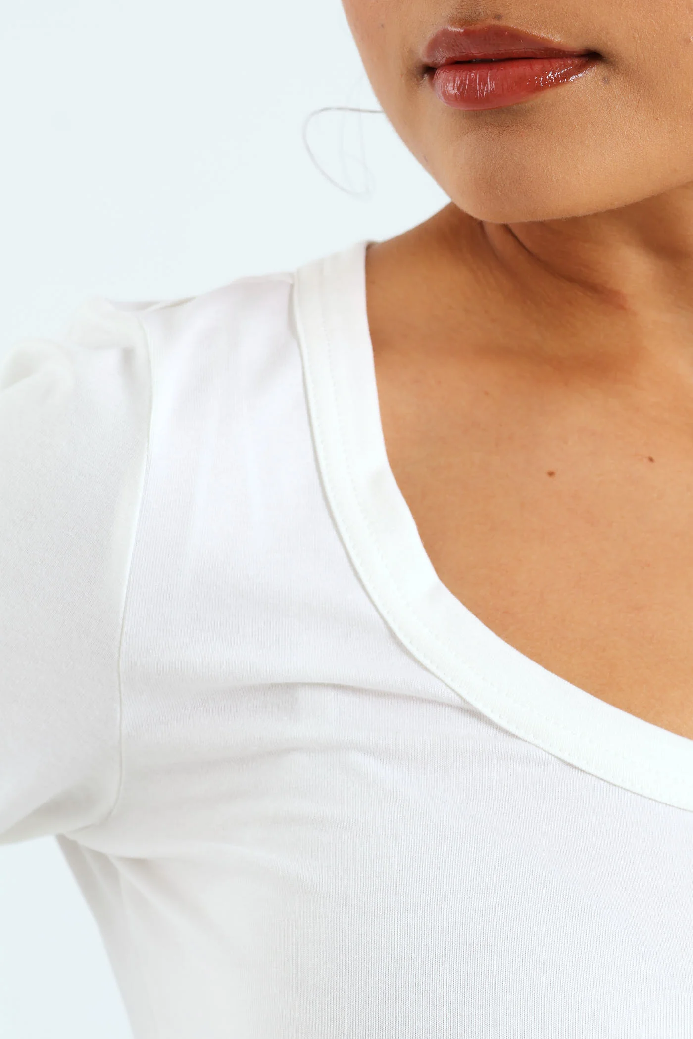Long Sleeve Basic Scoop Neck Top - White - Image 5