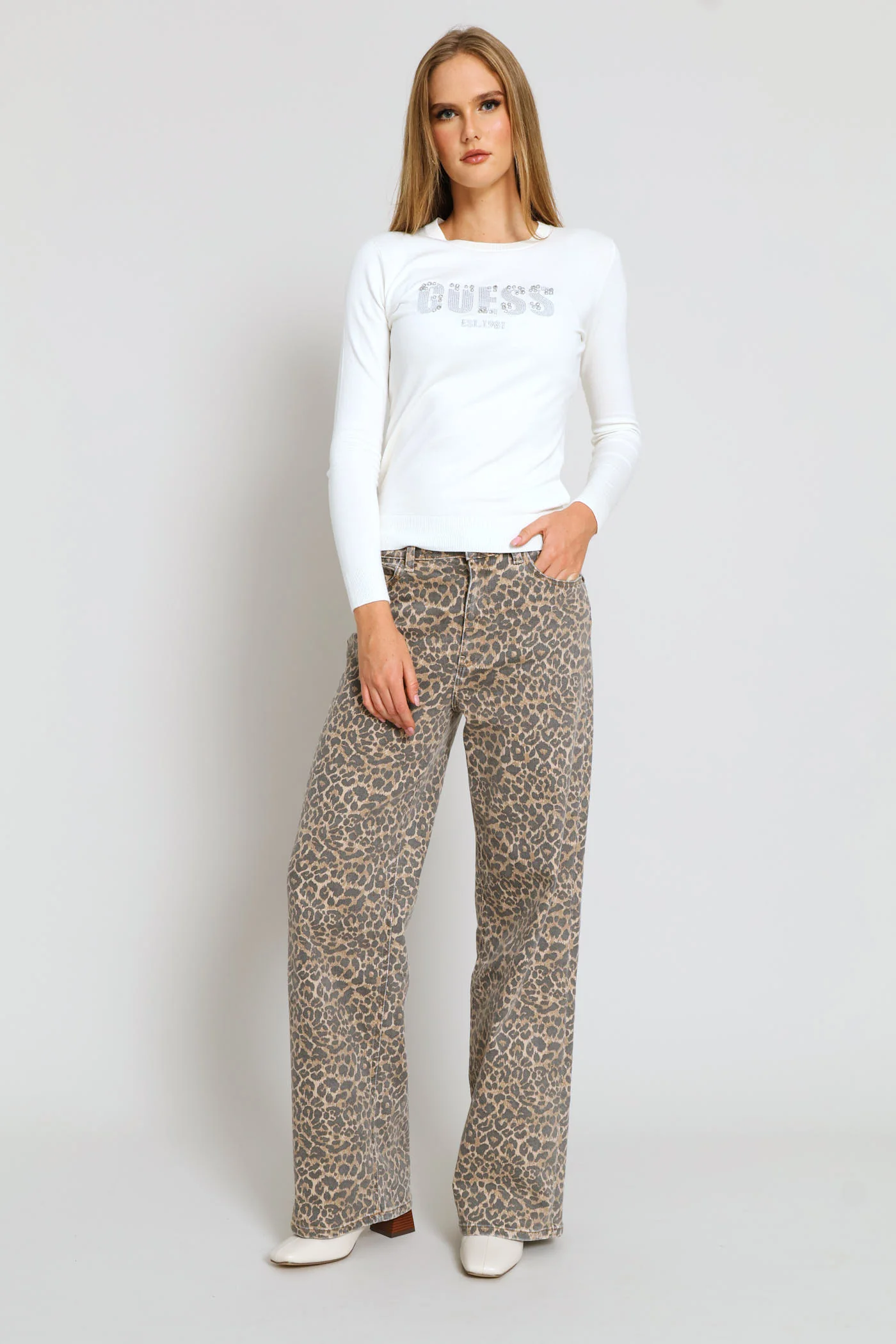 Long Sleeve Cn Reyna Logo Sweater - Cream - Image 5