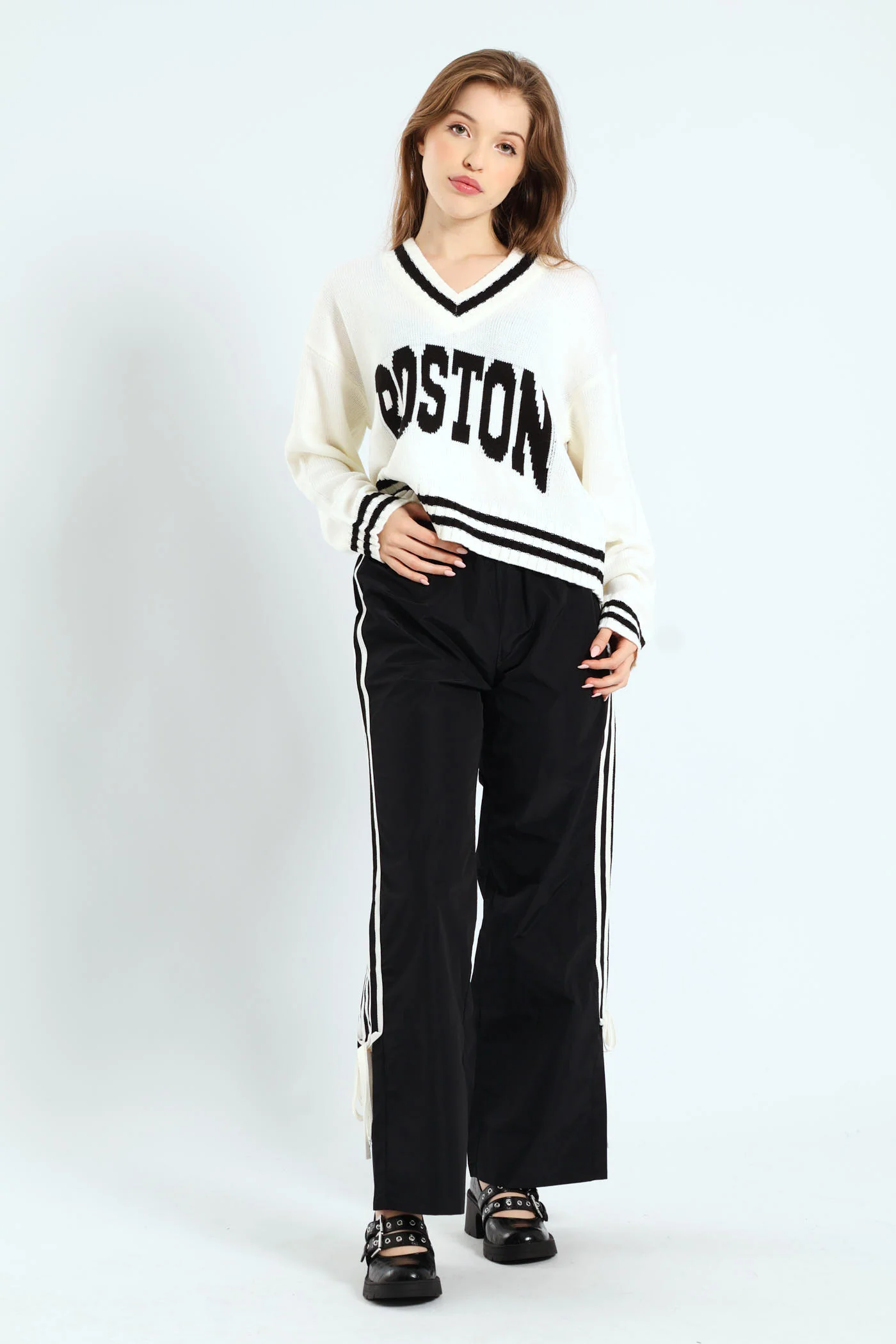 Long Sleeve Cropped Sweater - White/Black - Image 2