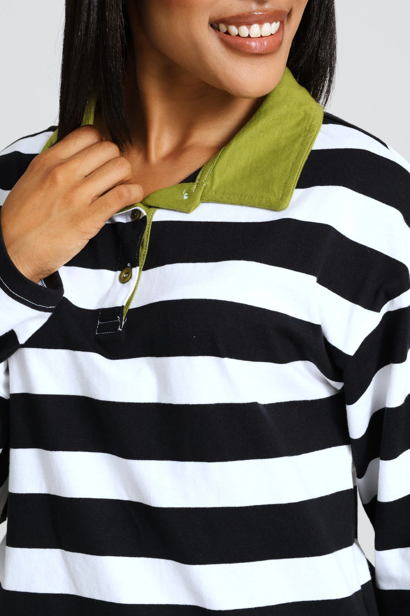 Long Sleeve Half Placket Contrast Collar Slouchy Rugby Top - Black/White - Image 2