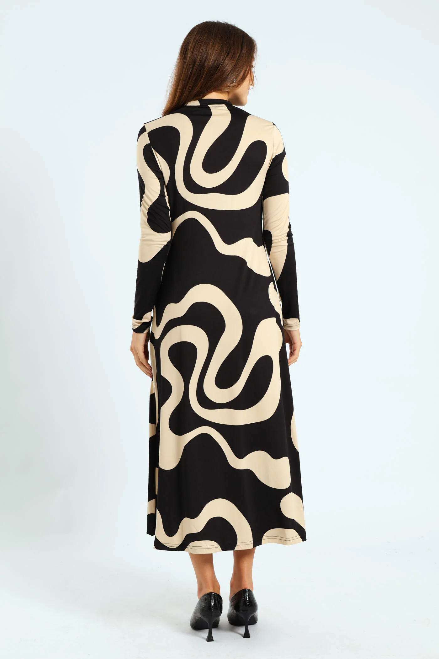 Long Sleeve Pointed A-Line Midaxi Dress - Black/Cream - Image 3