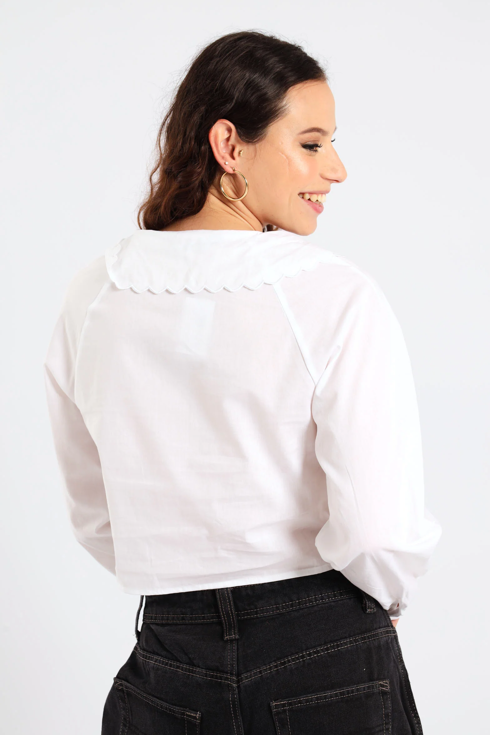 Long Sleeve Scallop Collar Shirt - White - Image 3