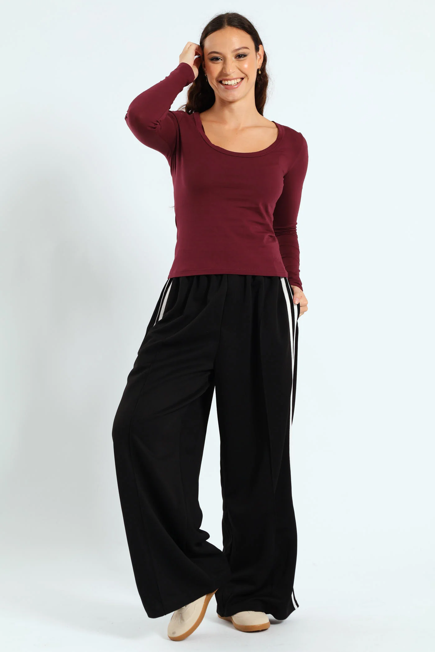 Long Sleeve Scoop Neck Basic Knit Top - Burgundy - Image 3