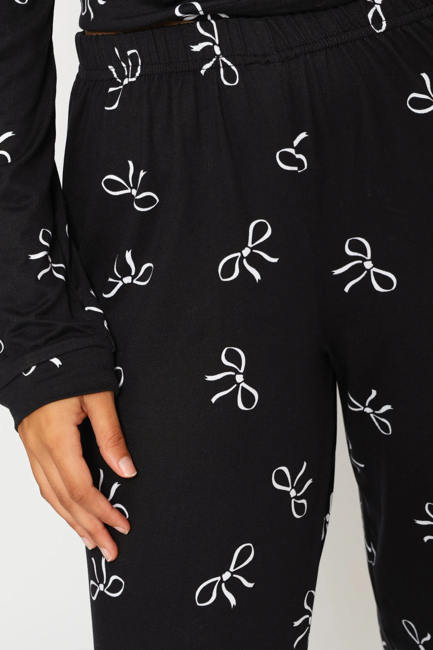 Long Sleeve Tee & Pant Bows Sleep Set - Black - Image 4