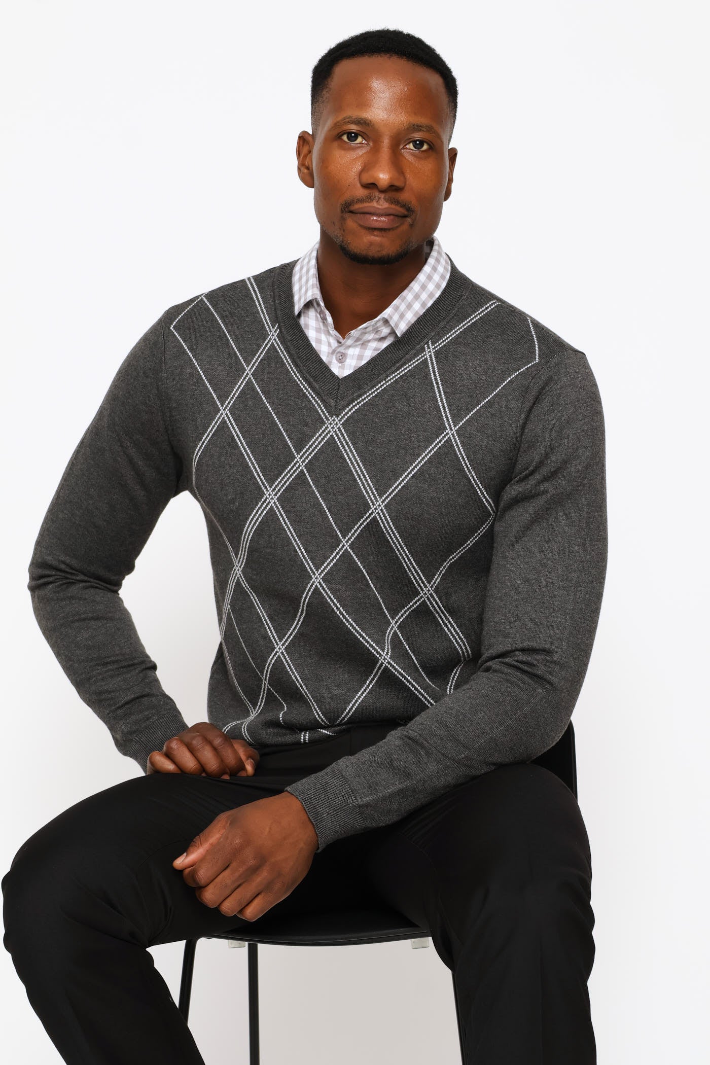 Long Sleeve V-Neck Argyle Pullover - Charcoal - Image 5