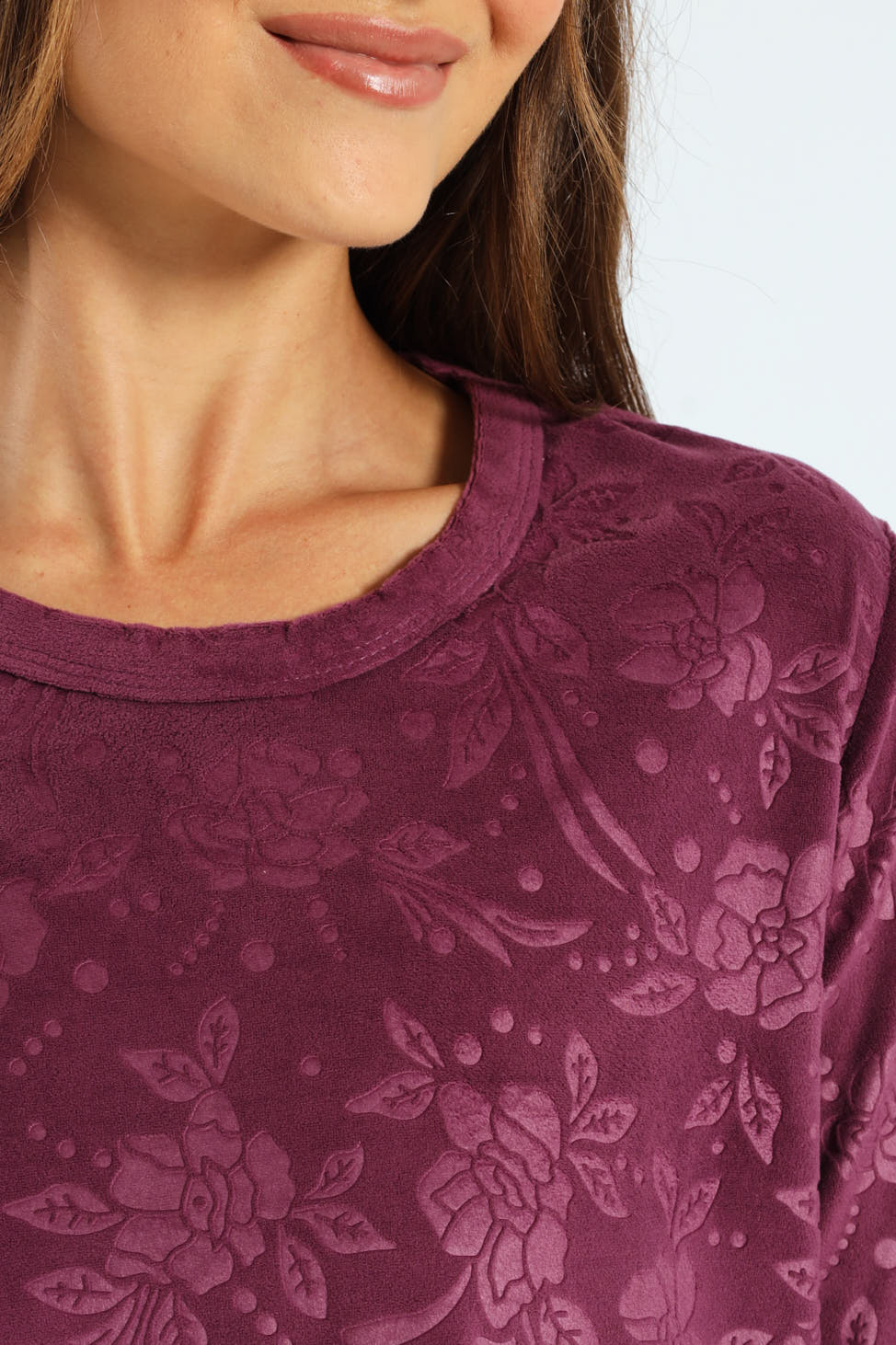 Long Sleeve Embossed Detail Velour Top & Pant Set - Image 2