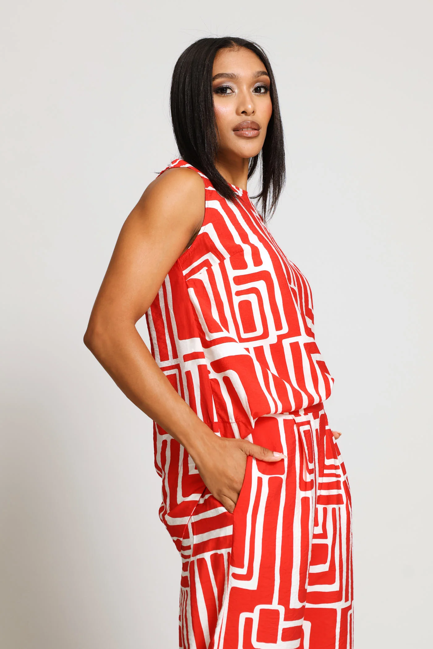 Longer Length Curved Hem Shell Tank Top - Red/Multi - Image 3