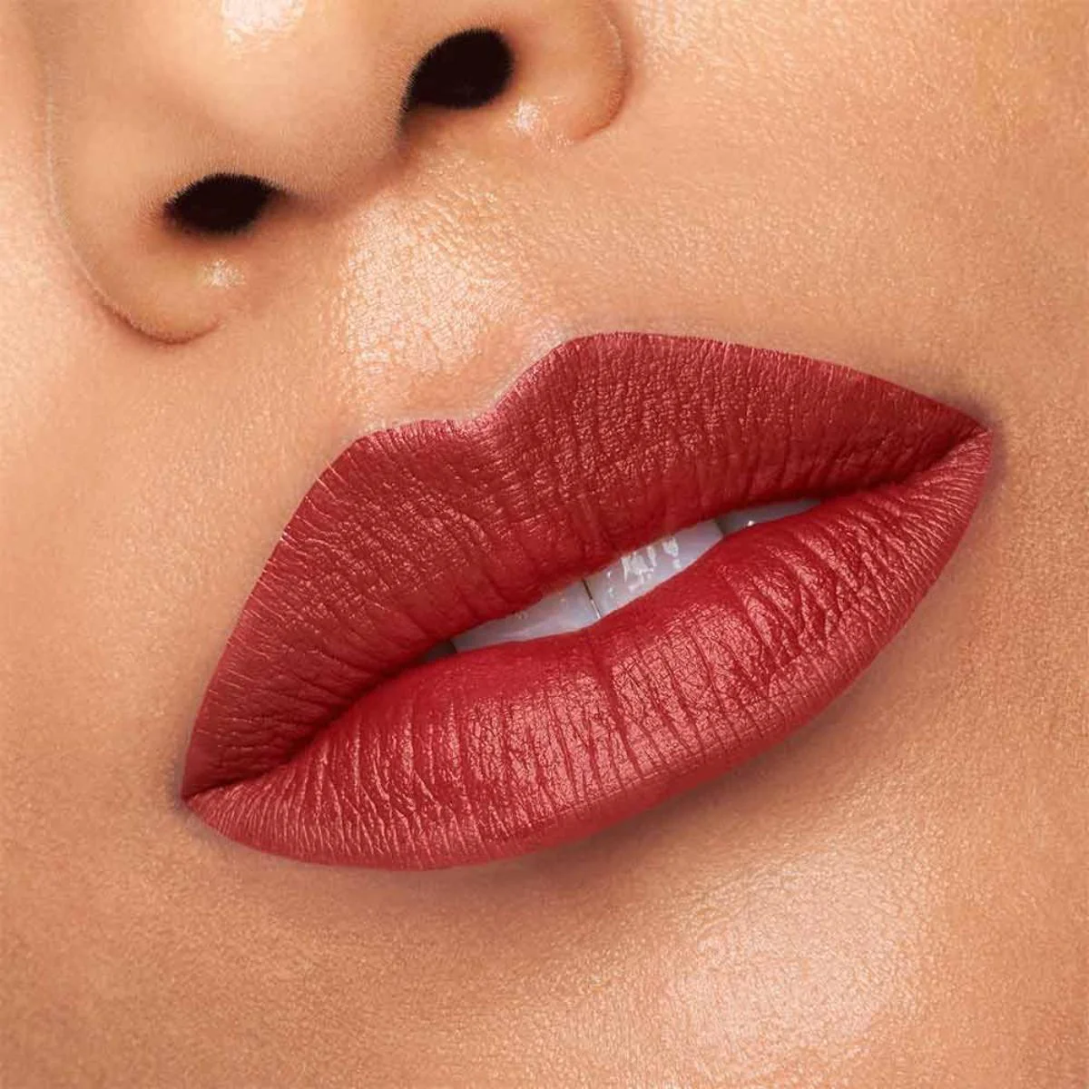 Colour Riche Volume Matte Intense Lipstick - Image 30