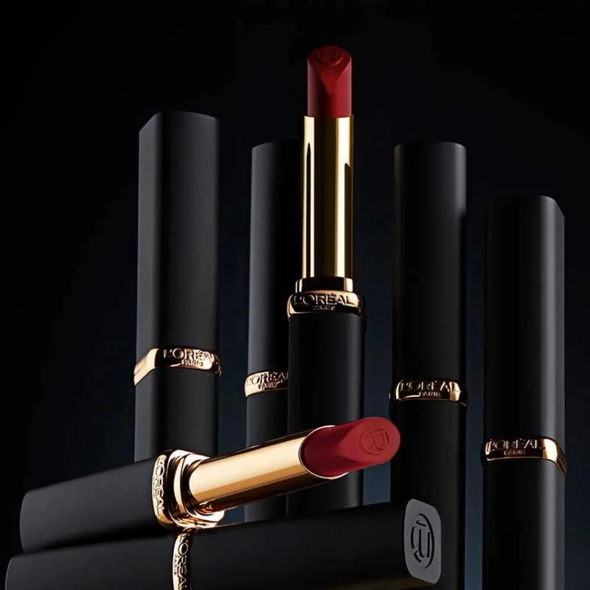 Colour Riche Volume Matte Intense Lipstick - Image 38