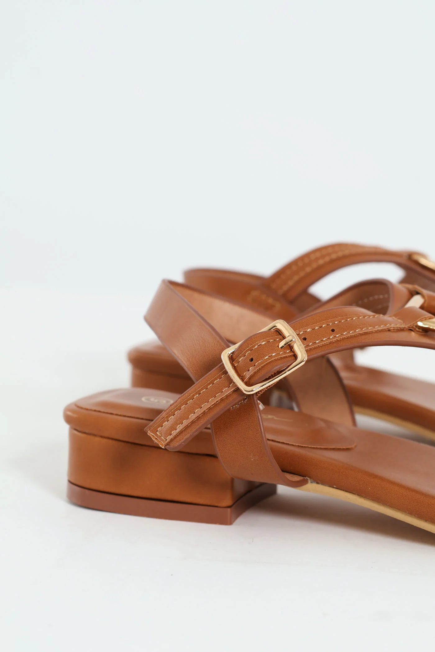 Low Block Heel Thong Sandal With Trim Detail - Tan - Image 2