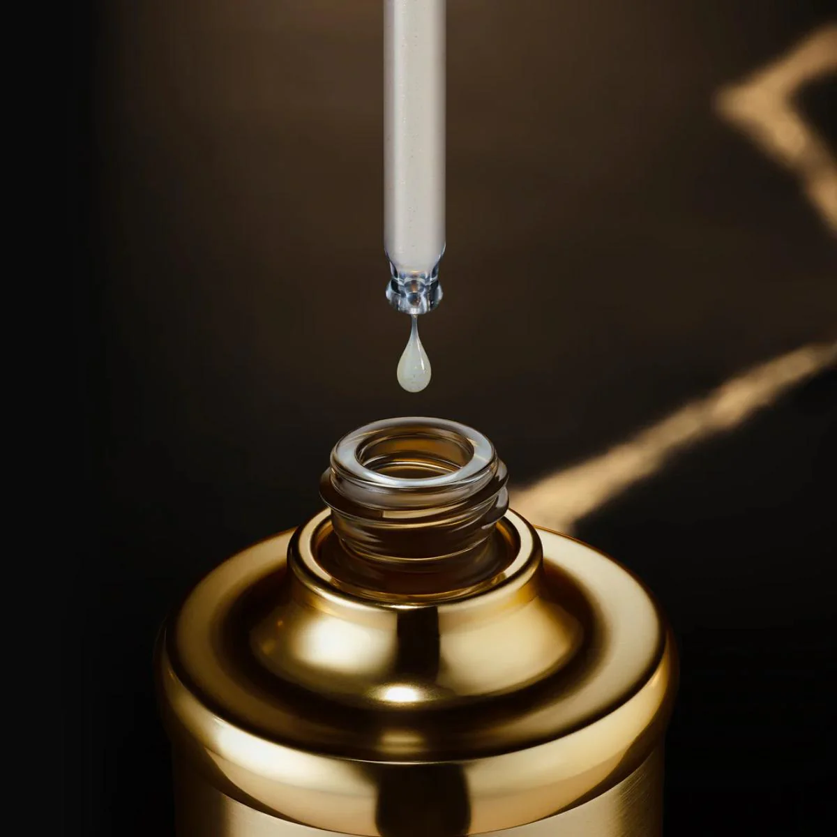 Pure Gold Radiance Concentrate REFILL - Image 4